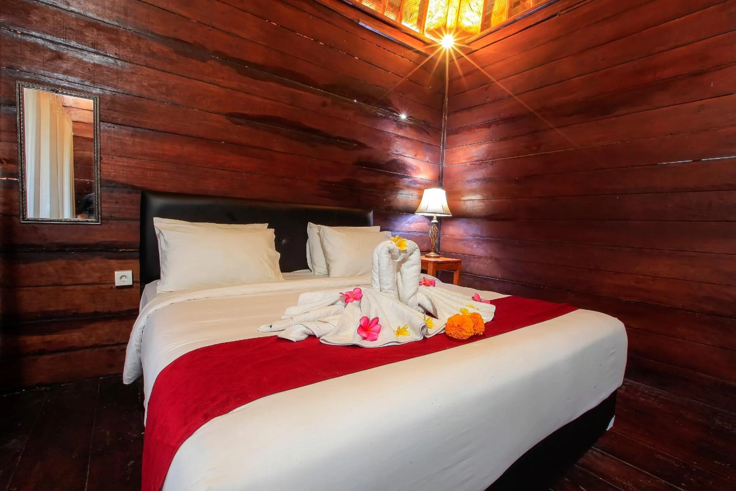 Bedroom, Bed in THE DARA HILL