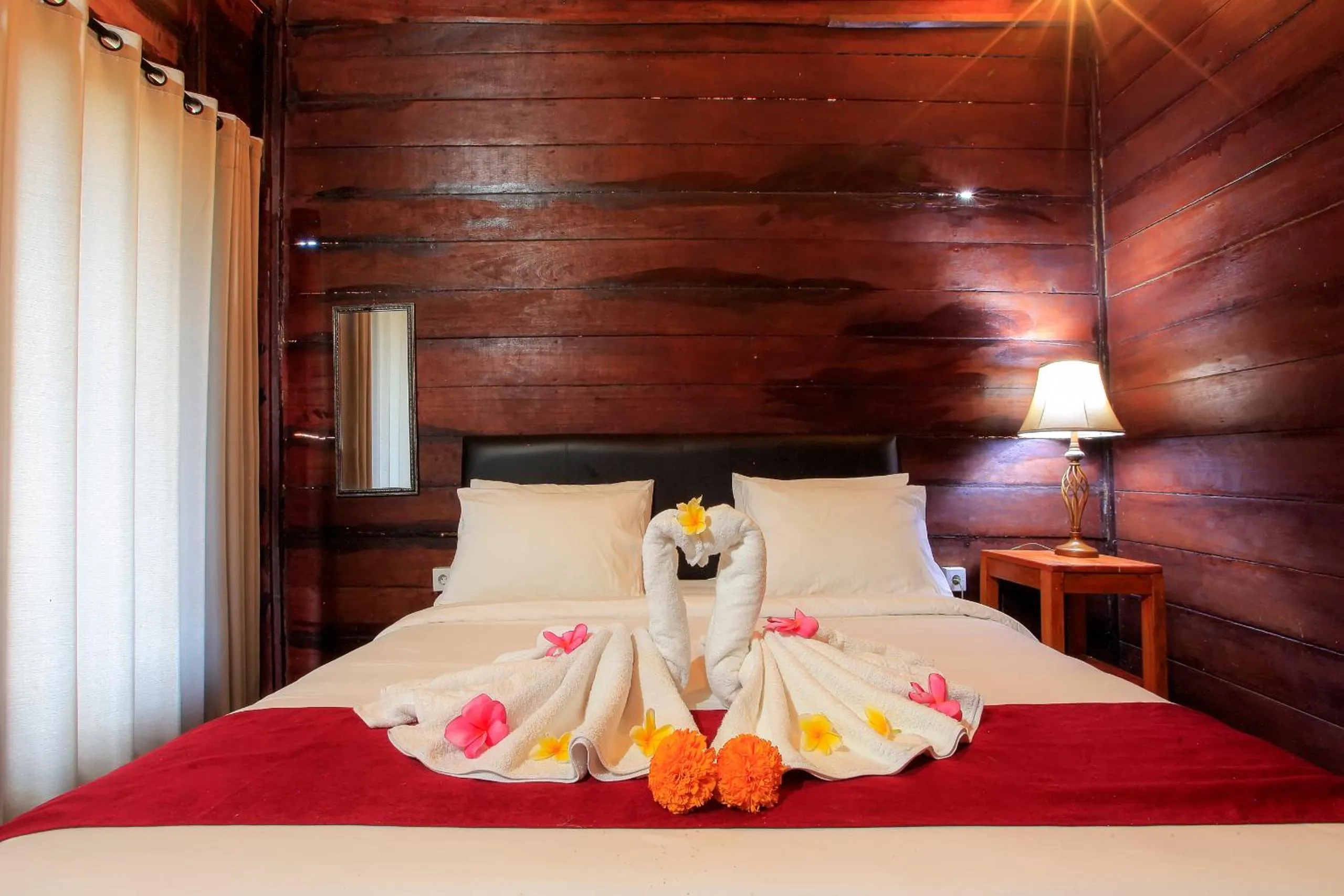 Bed in THE DARA HILL