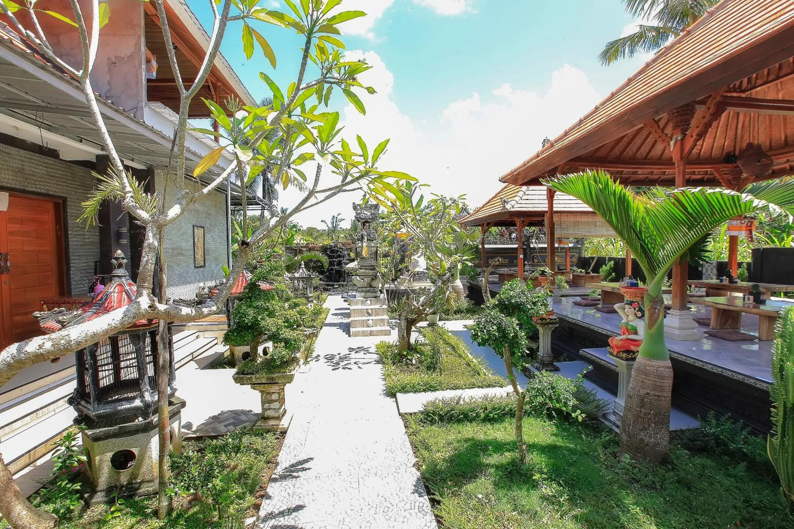 Garden view in THE DARA HILL