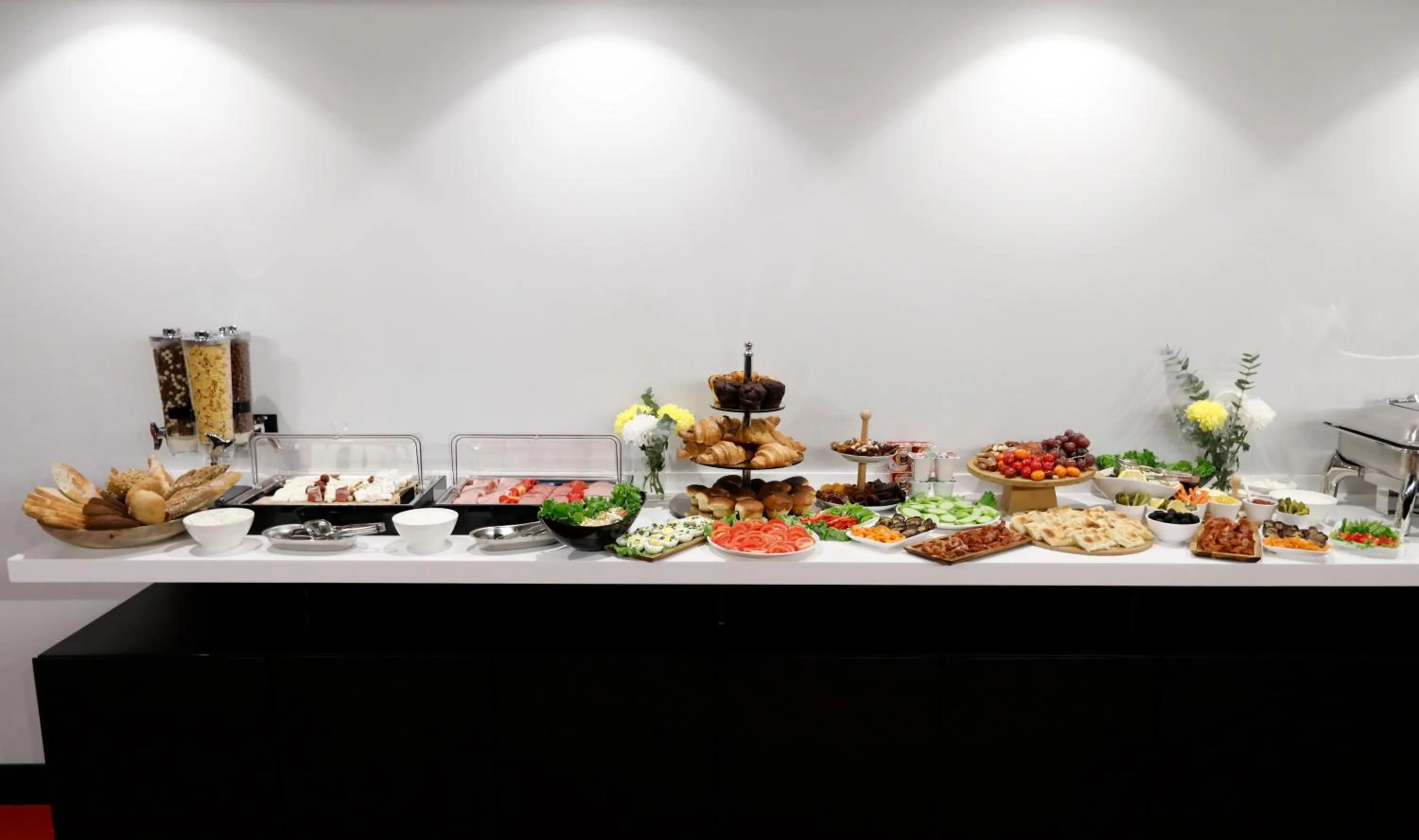 Food and drinks in Graf Hotel