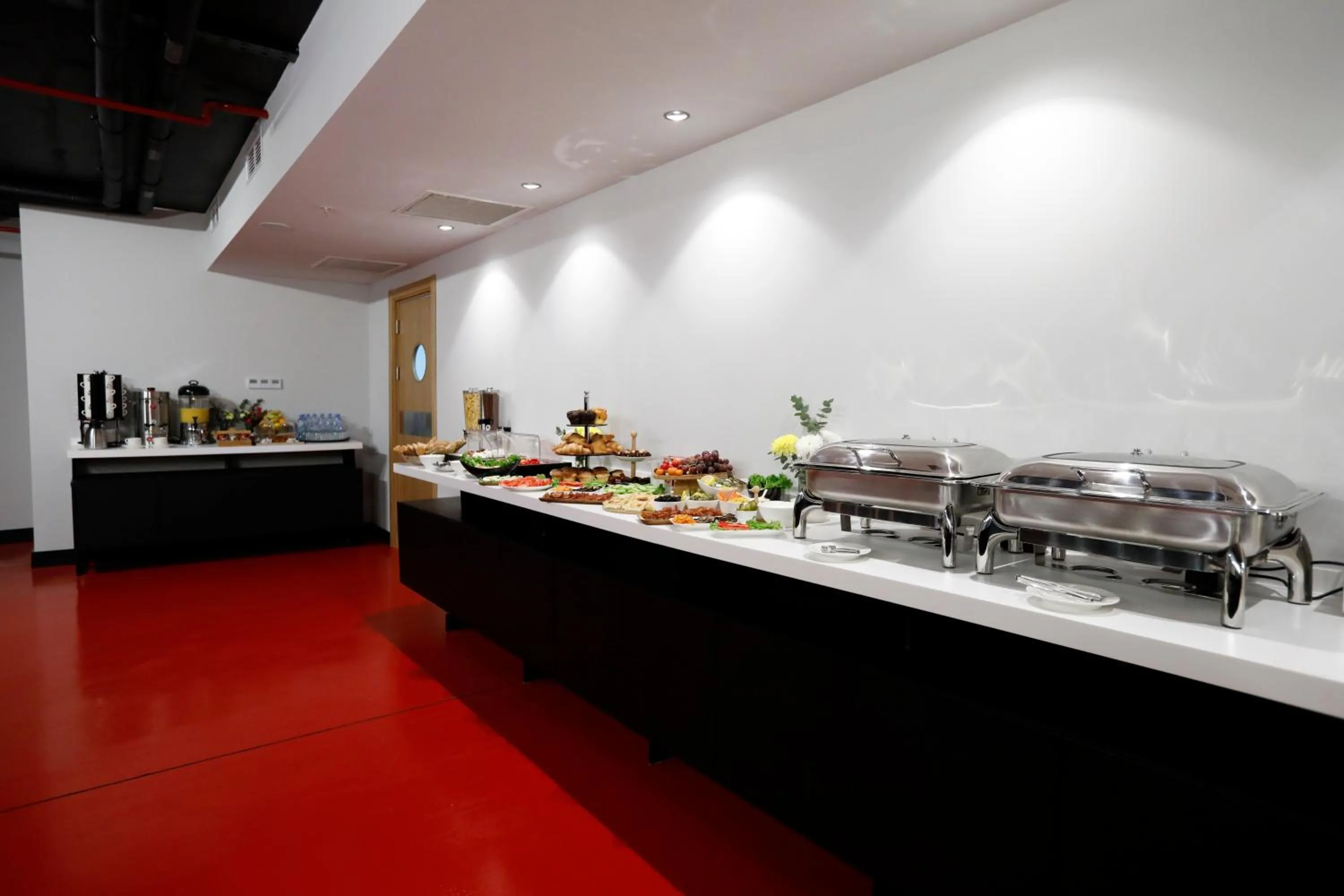 Kitchen or kitchenette in Graf Hotel