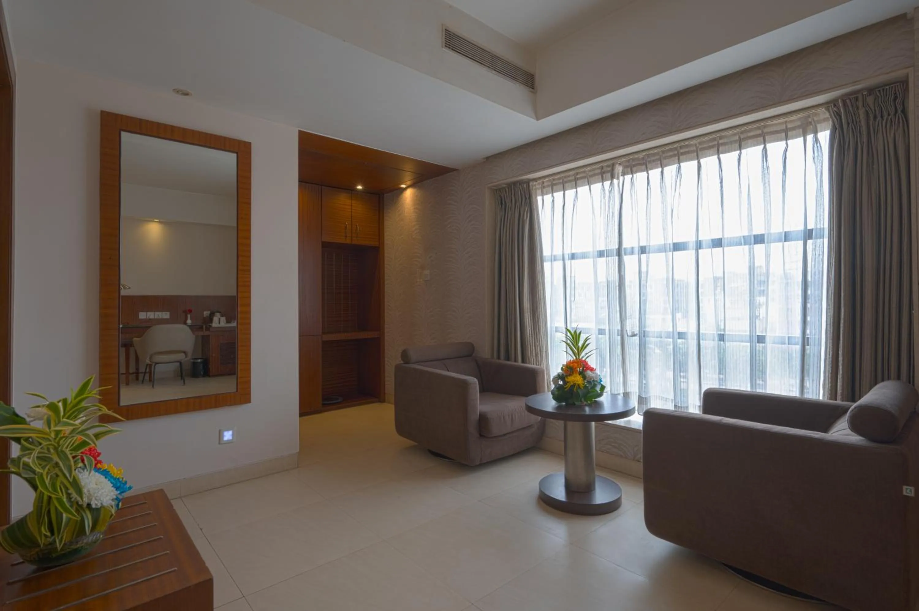 Living room in Celesta Hotel - Kolkata