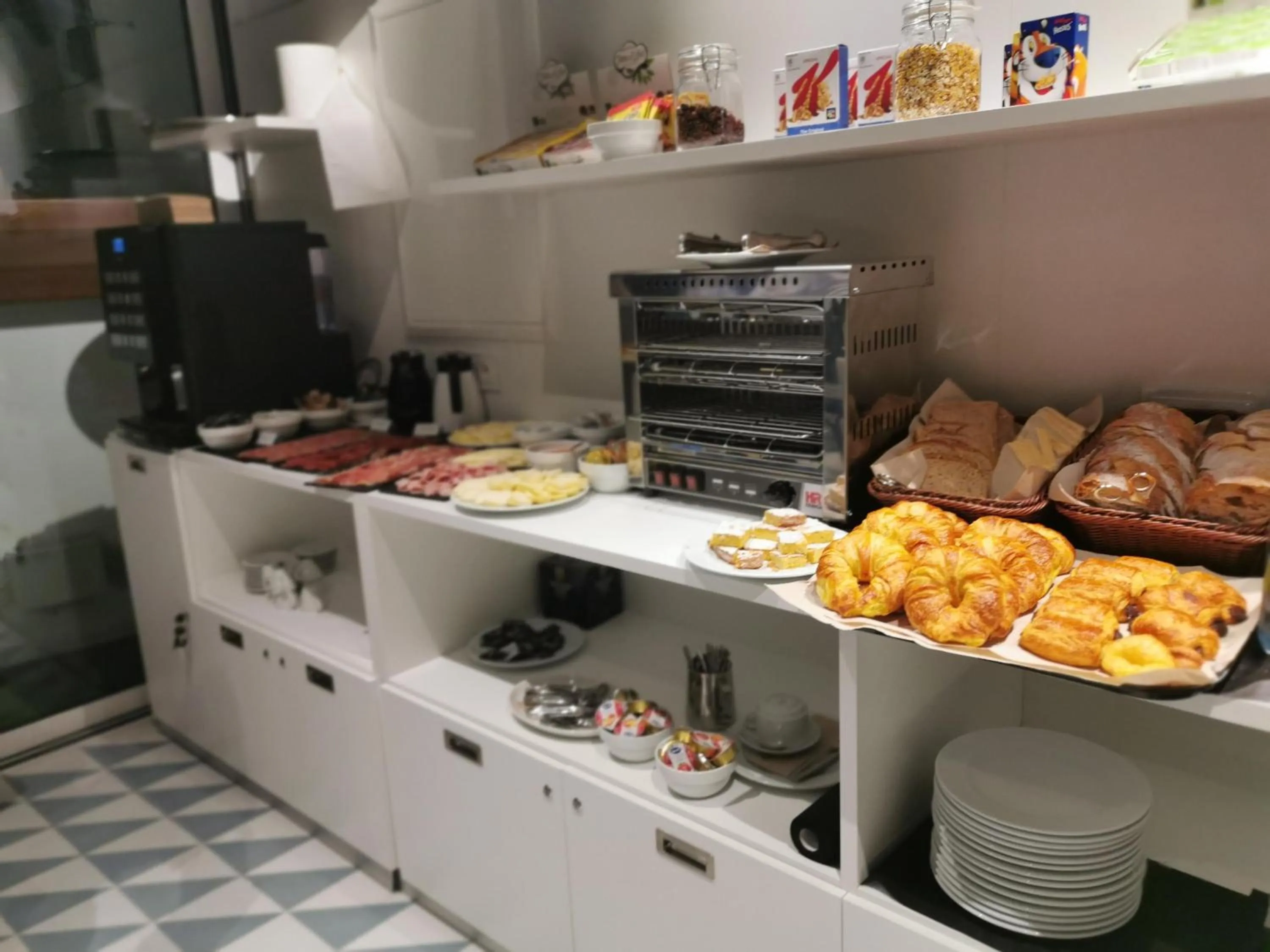 Breakfast in Hotel Plaza Obradoiro by Bossh! Hotels