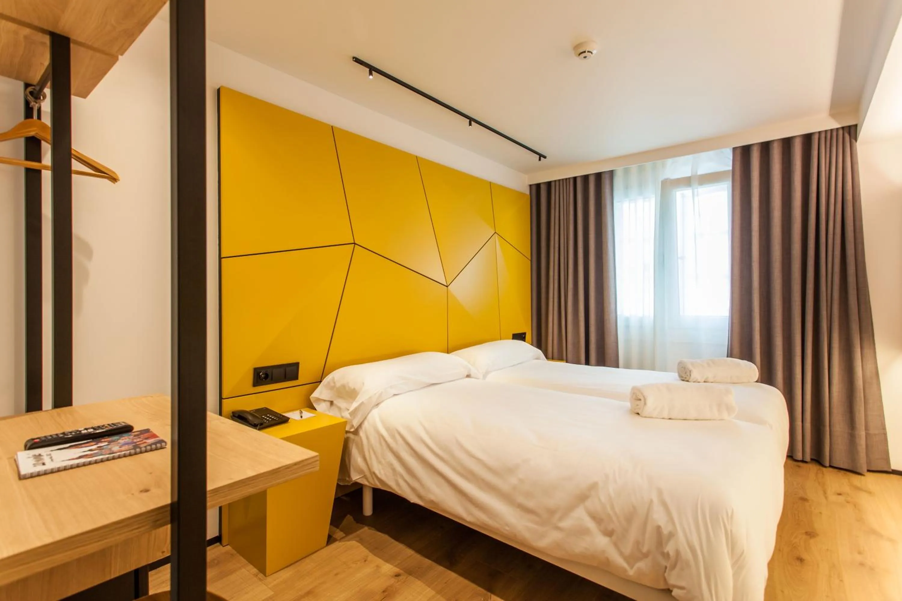 Photo of the whole room, Bed in Hotel Plaza Obradoiro by Bossh! Hotels