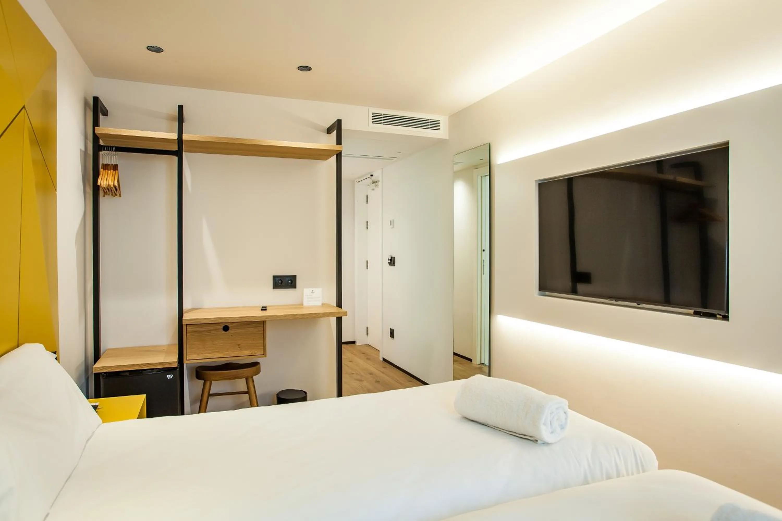 TV and multimedia, Bed in Hotel Plaza Obradoiro by Bossh! Hotels
