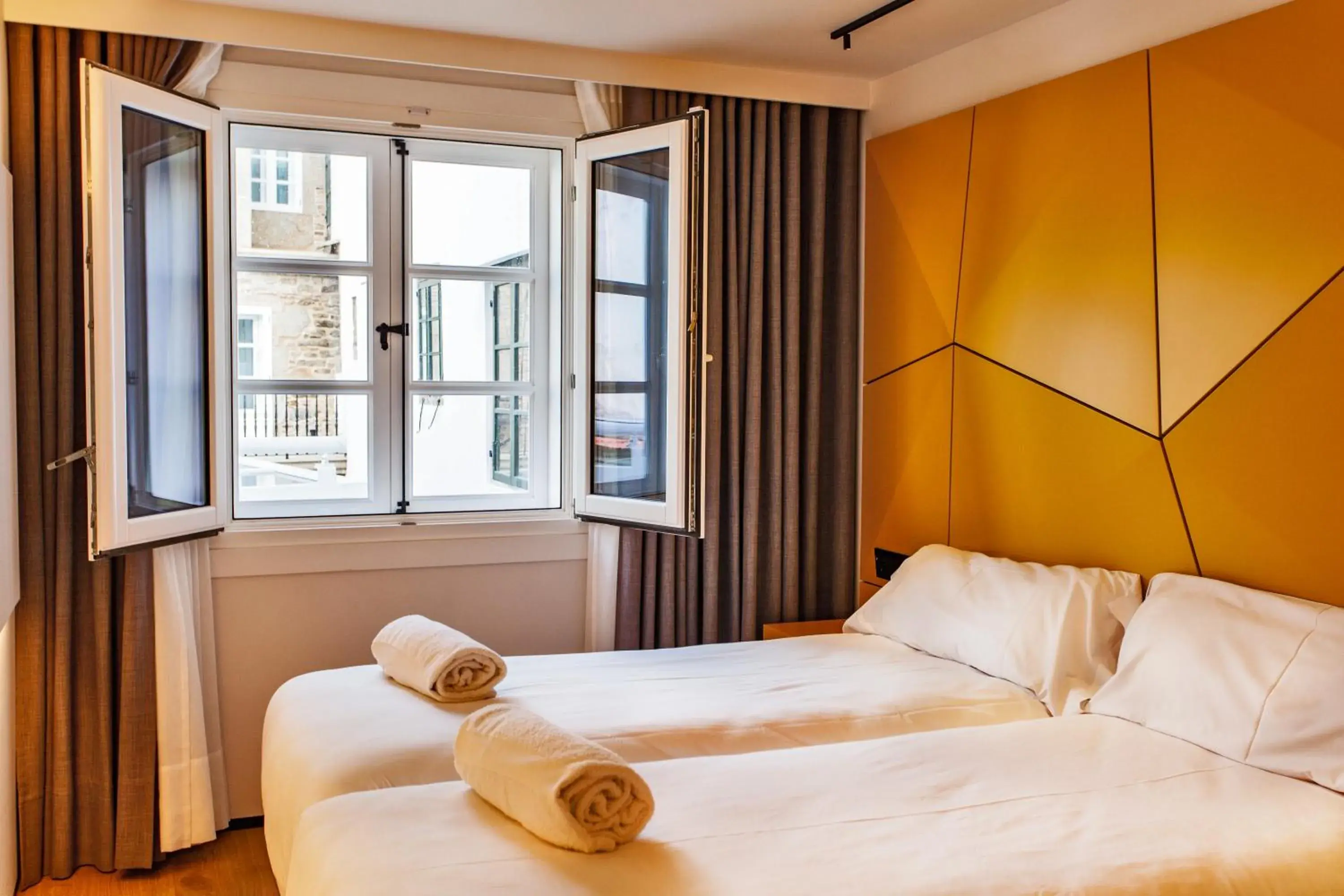 Twin Room in Hotel Plaza Obradoiro by Bossh! Hotels Twin Room in Hotel Plaza Obradoiro by Bossh! Hotels