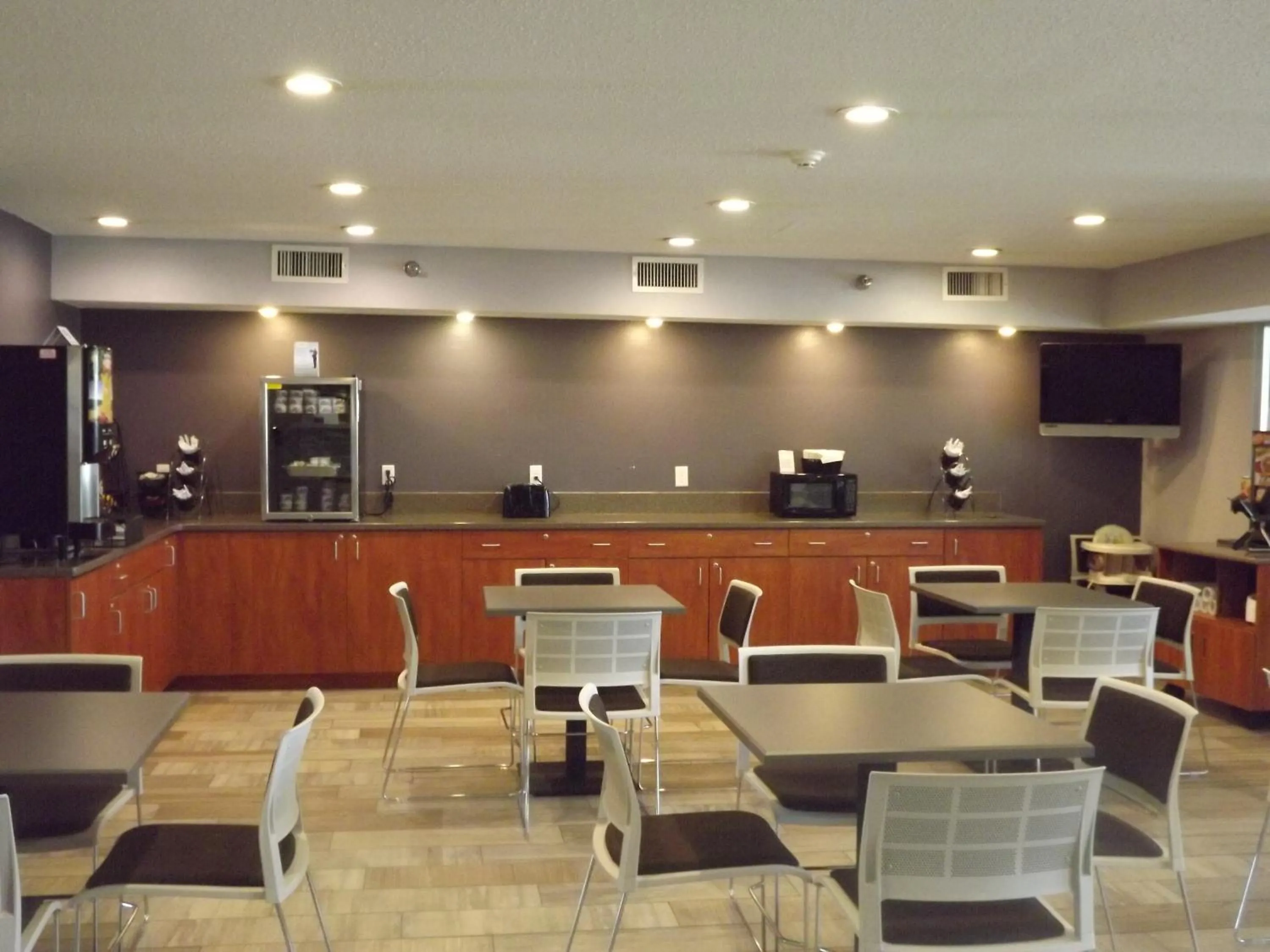 Lobby or reception in MICROTEL Inn and Suites - Ames