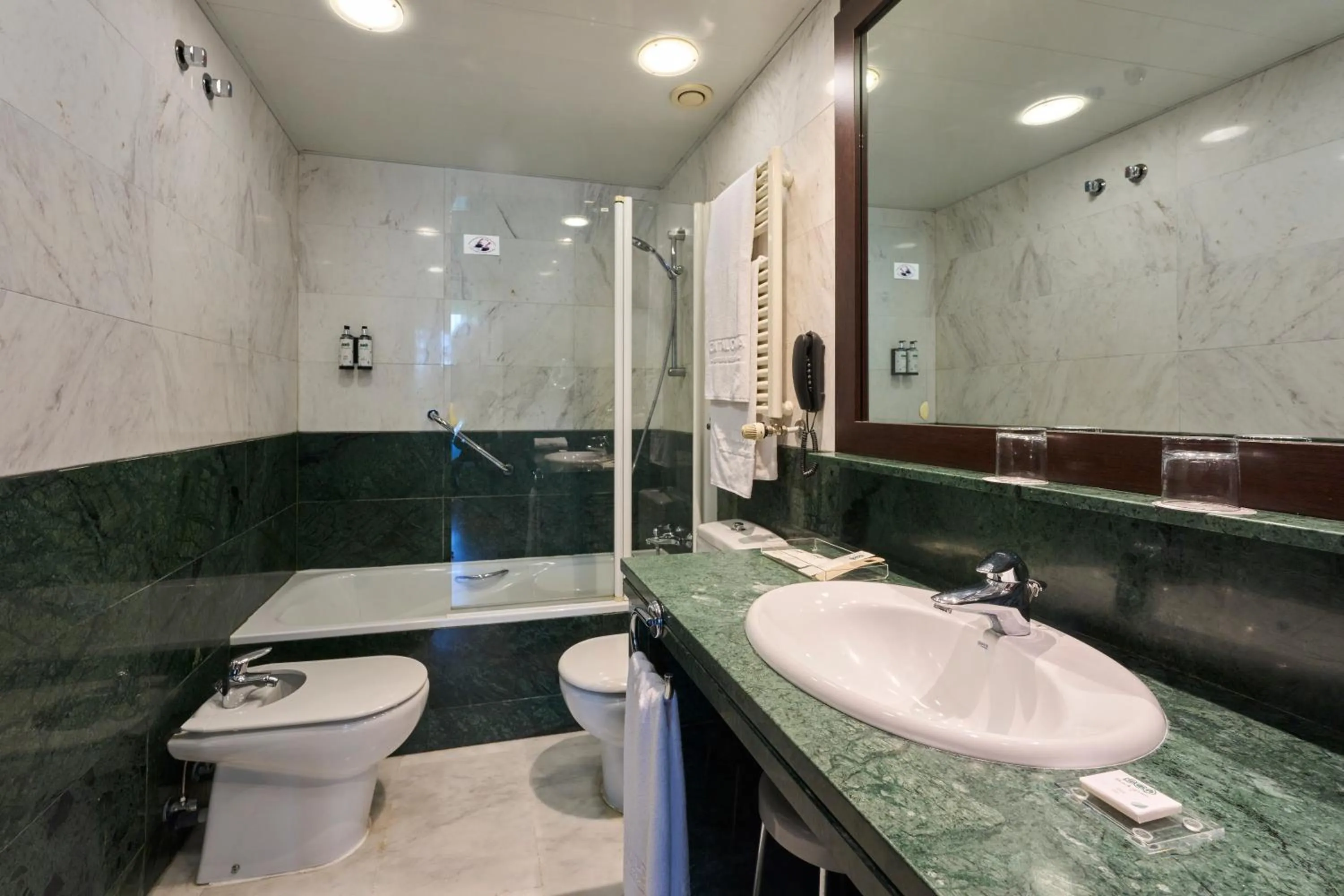 Bathroom in Catalonia El Pilar