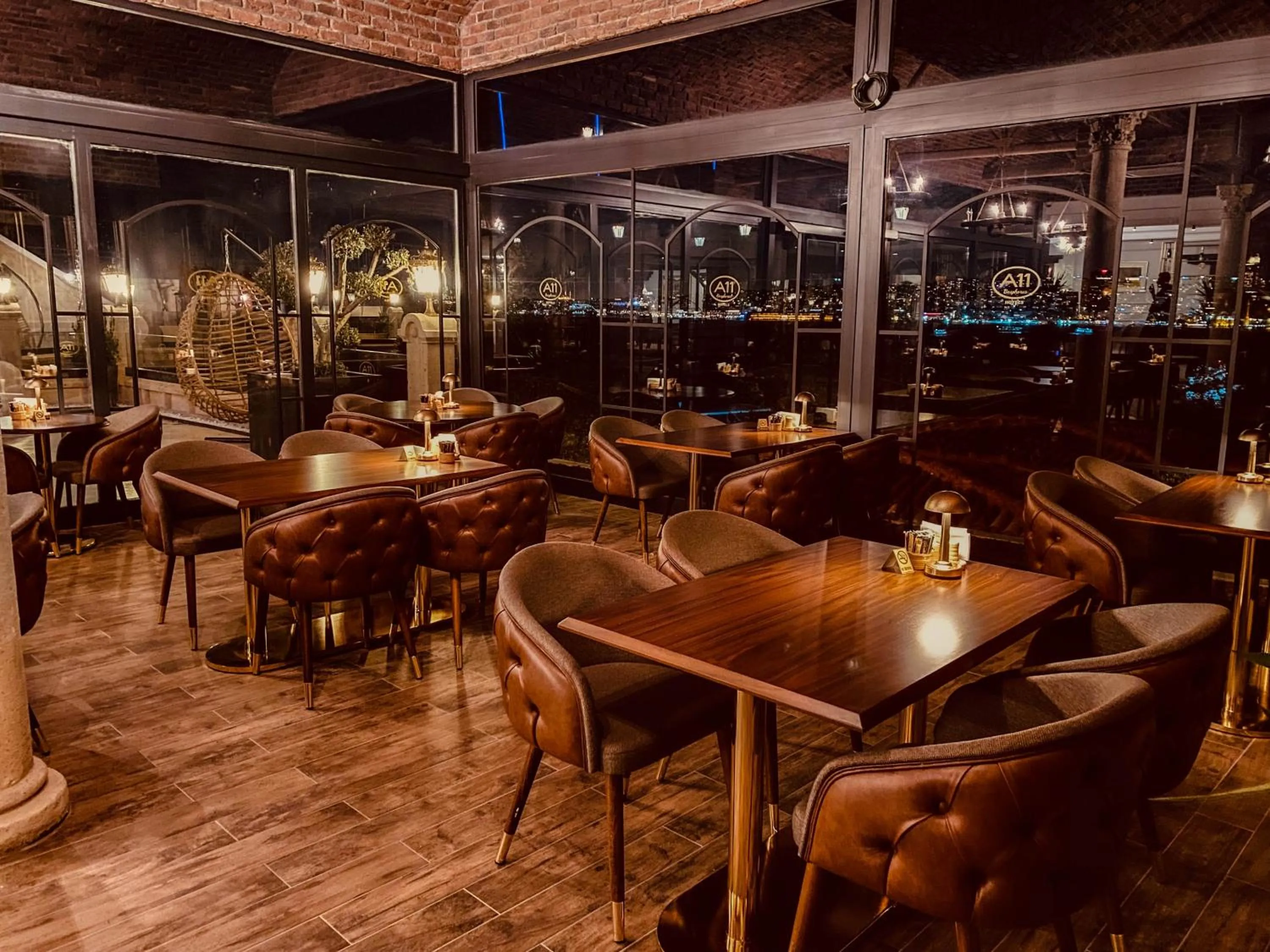 Restaurant/places to eat in A11 HOTEL BOSPHORUS