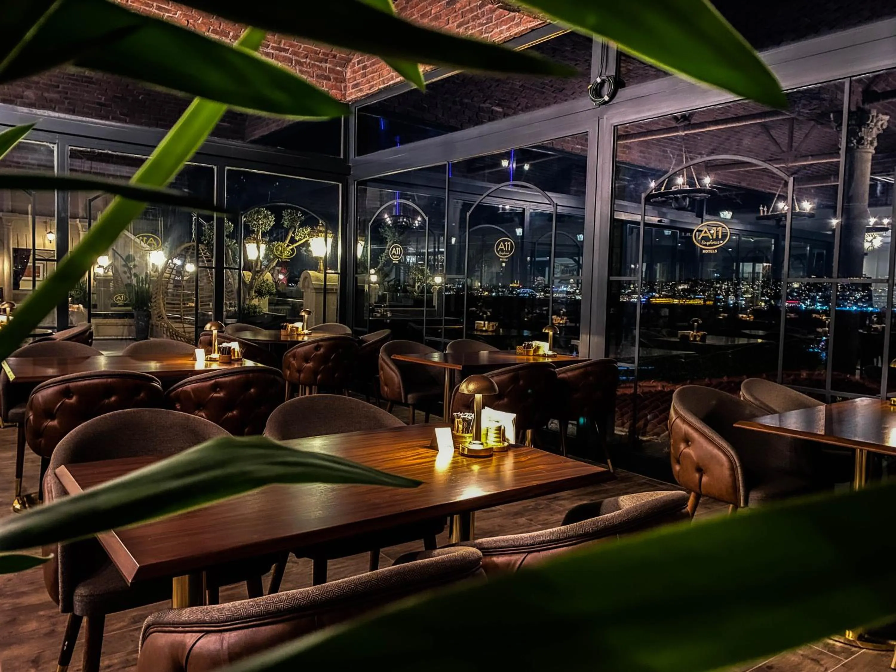 Restaurant/places to eat in A11 HOTEL BOSPHORUS