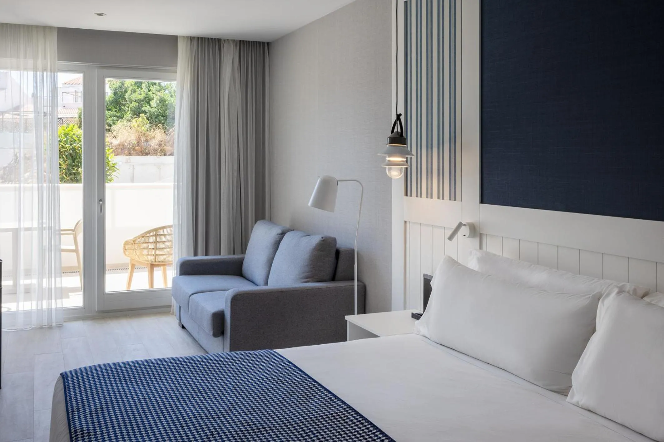 Bed in Catalonia Mirador des Port