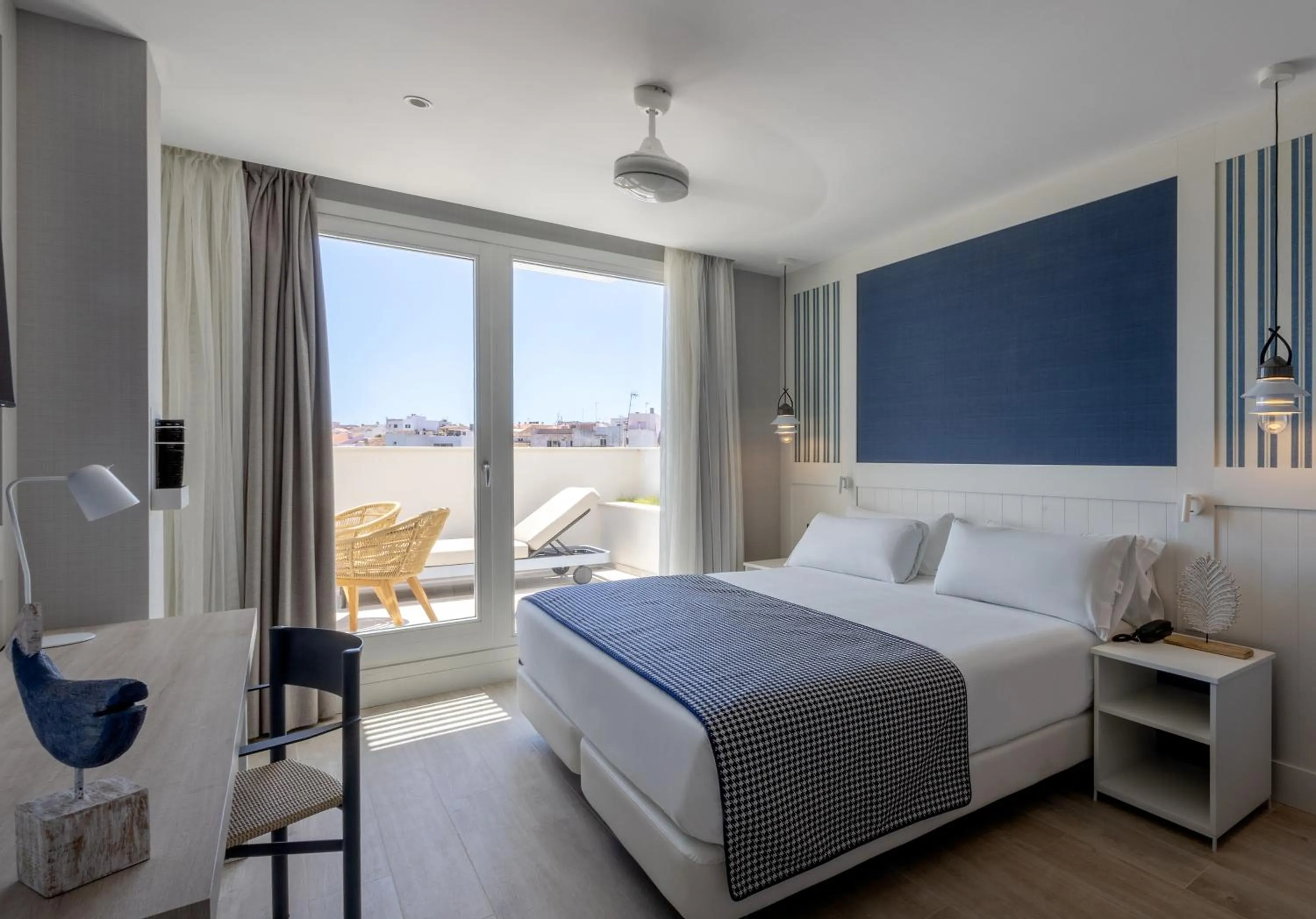 Bed in Catalonia Mirador des Port