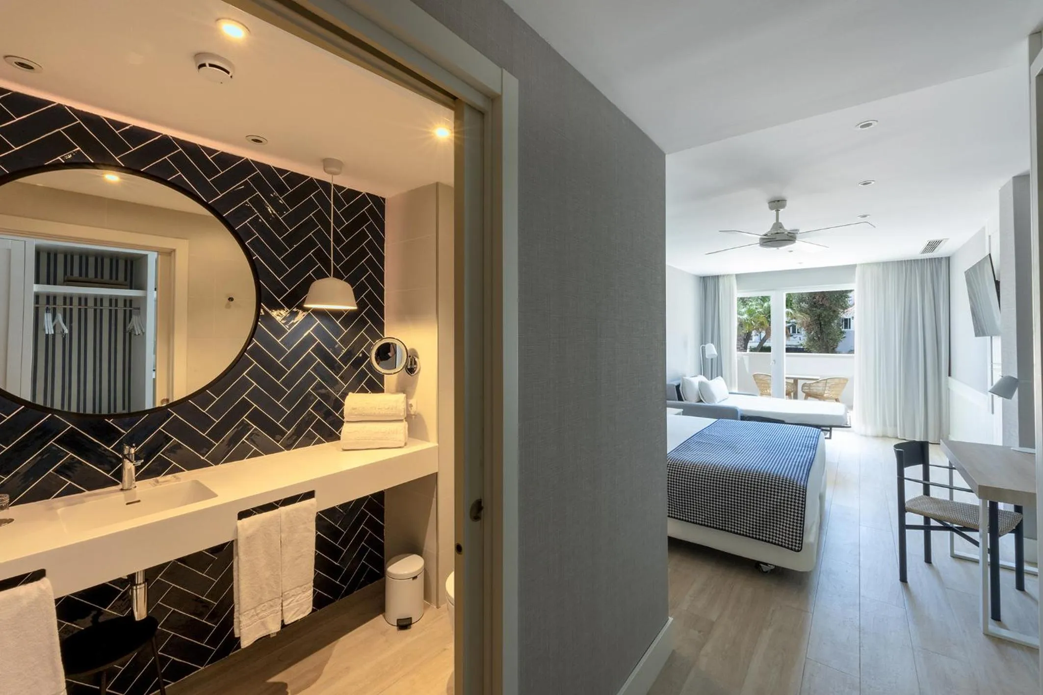 Bed in Catalonia Mirador des Port