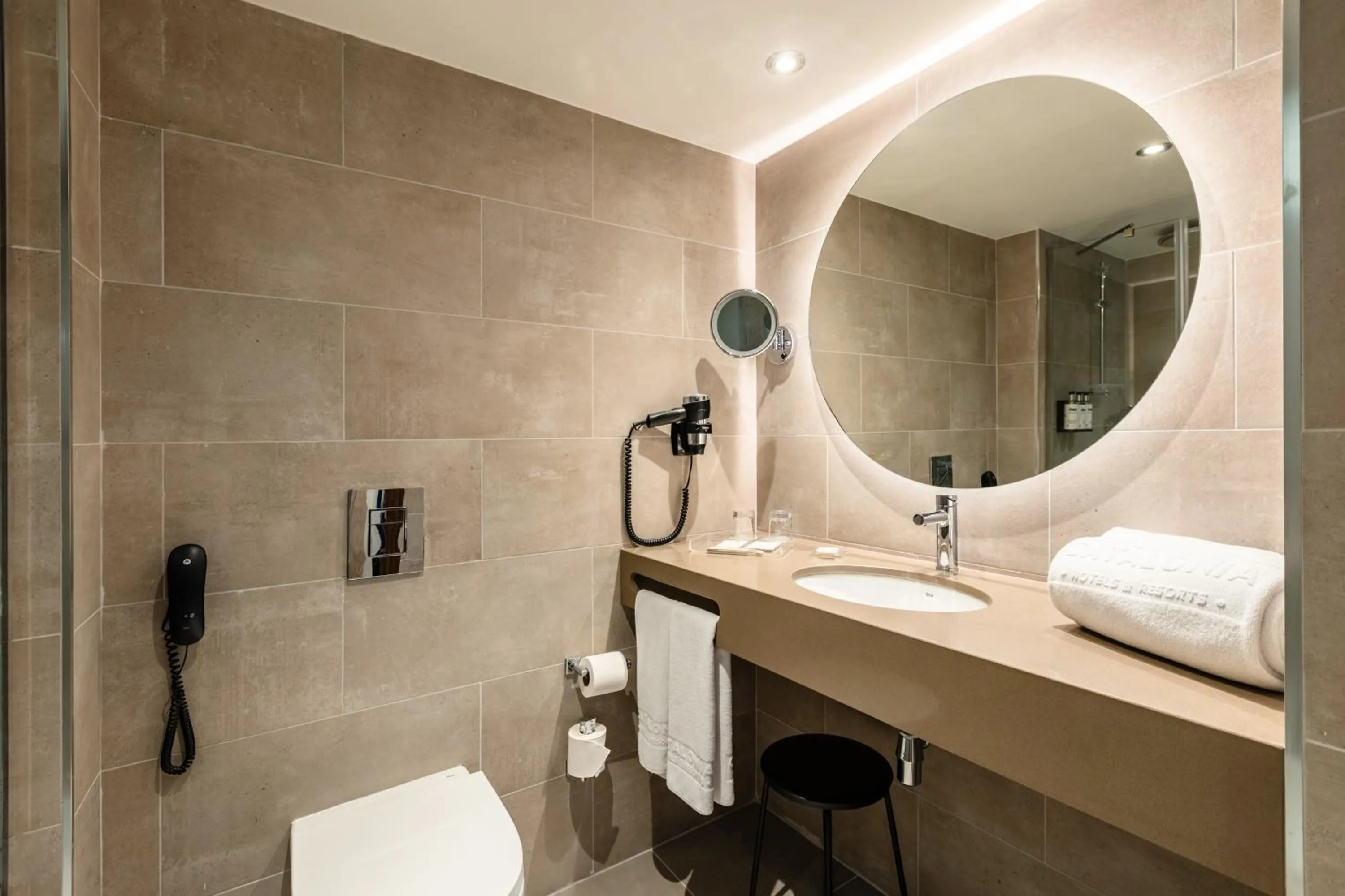 Toilet in Catalonia Oro Negro