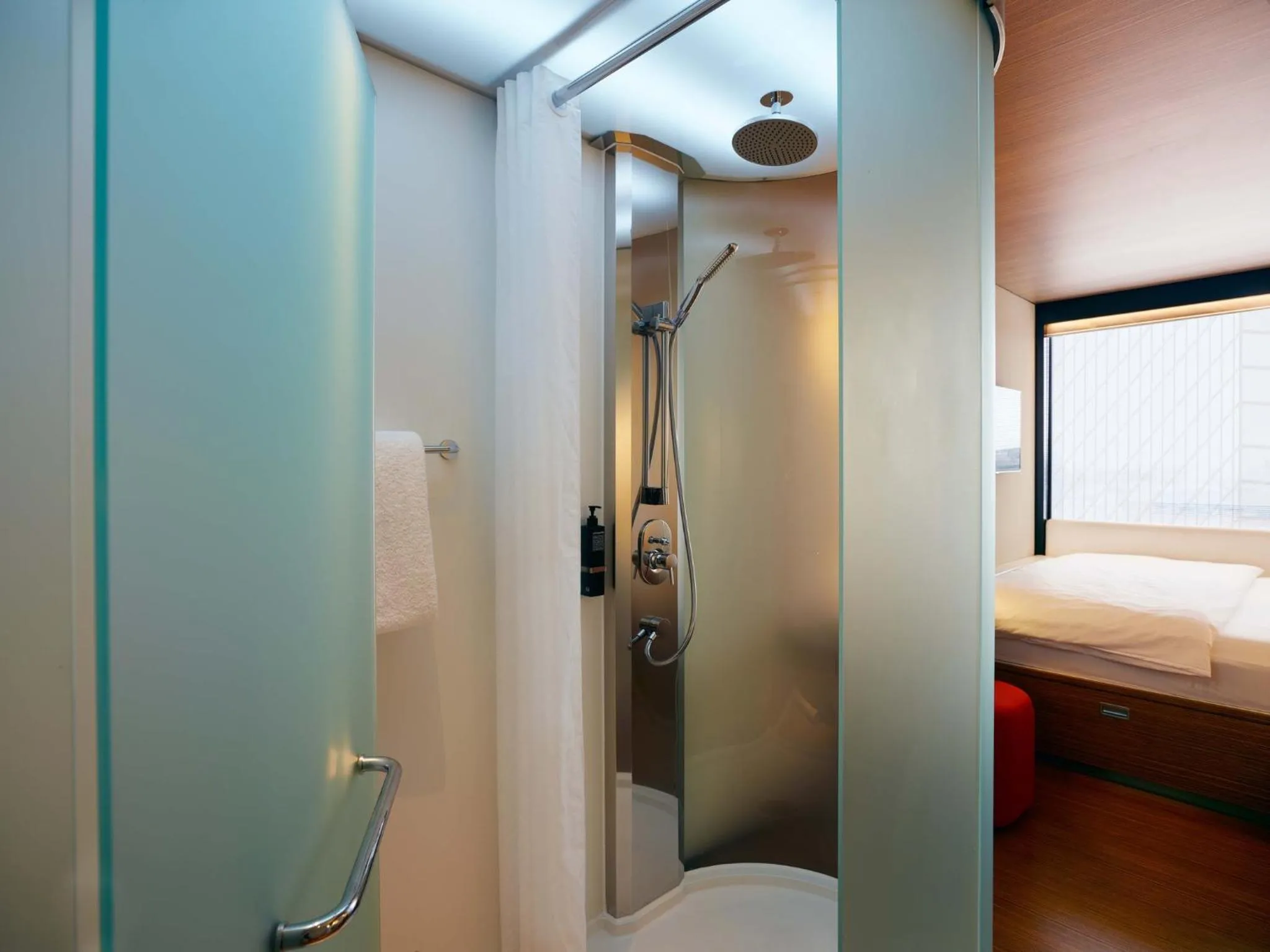 King Room - High Floor City View in citizenM New York Times Square