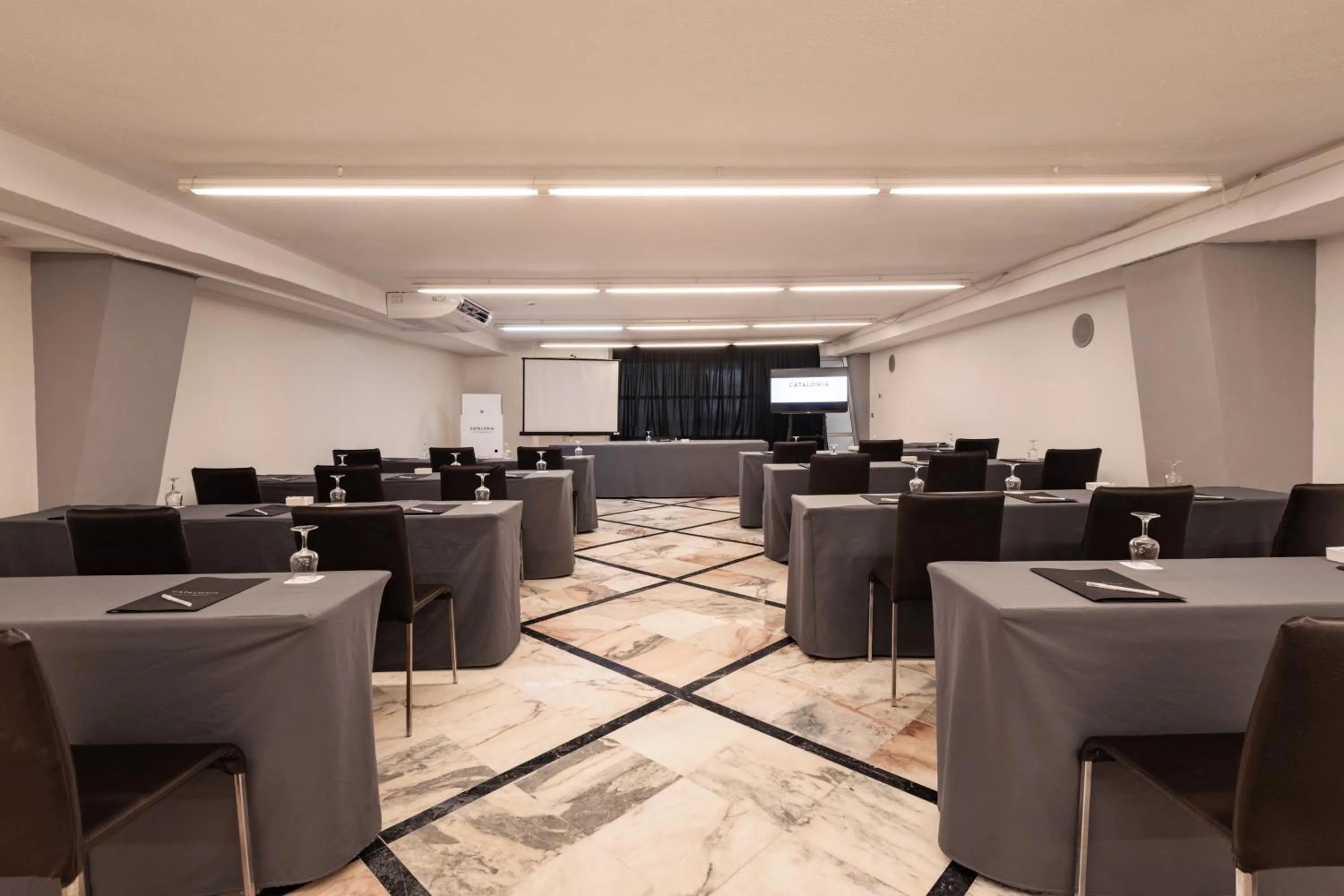 Meeting/conference room in Catalonia Las Vegas - Adults Only