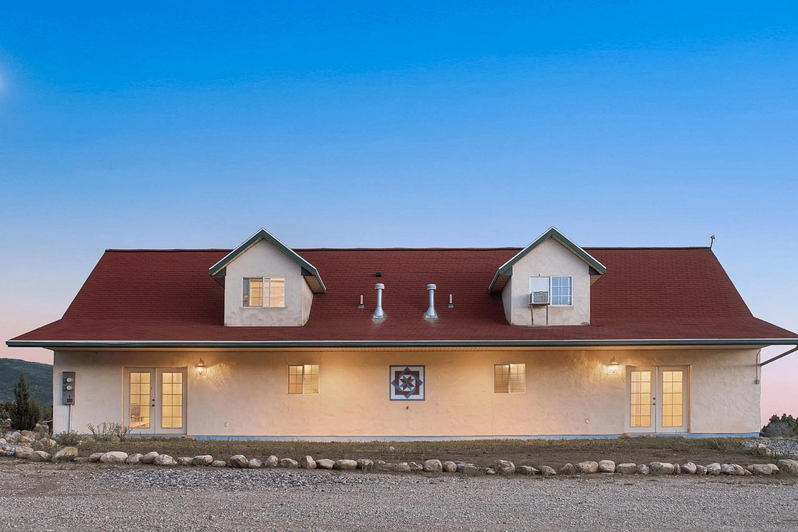 Property building in Ranchette Ponderosa - The Freemont #2 at Wind Walker Homestead