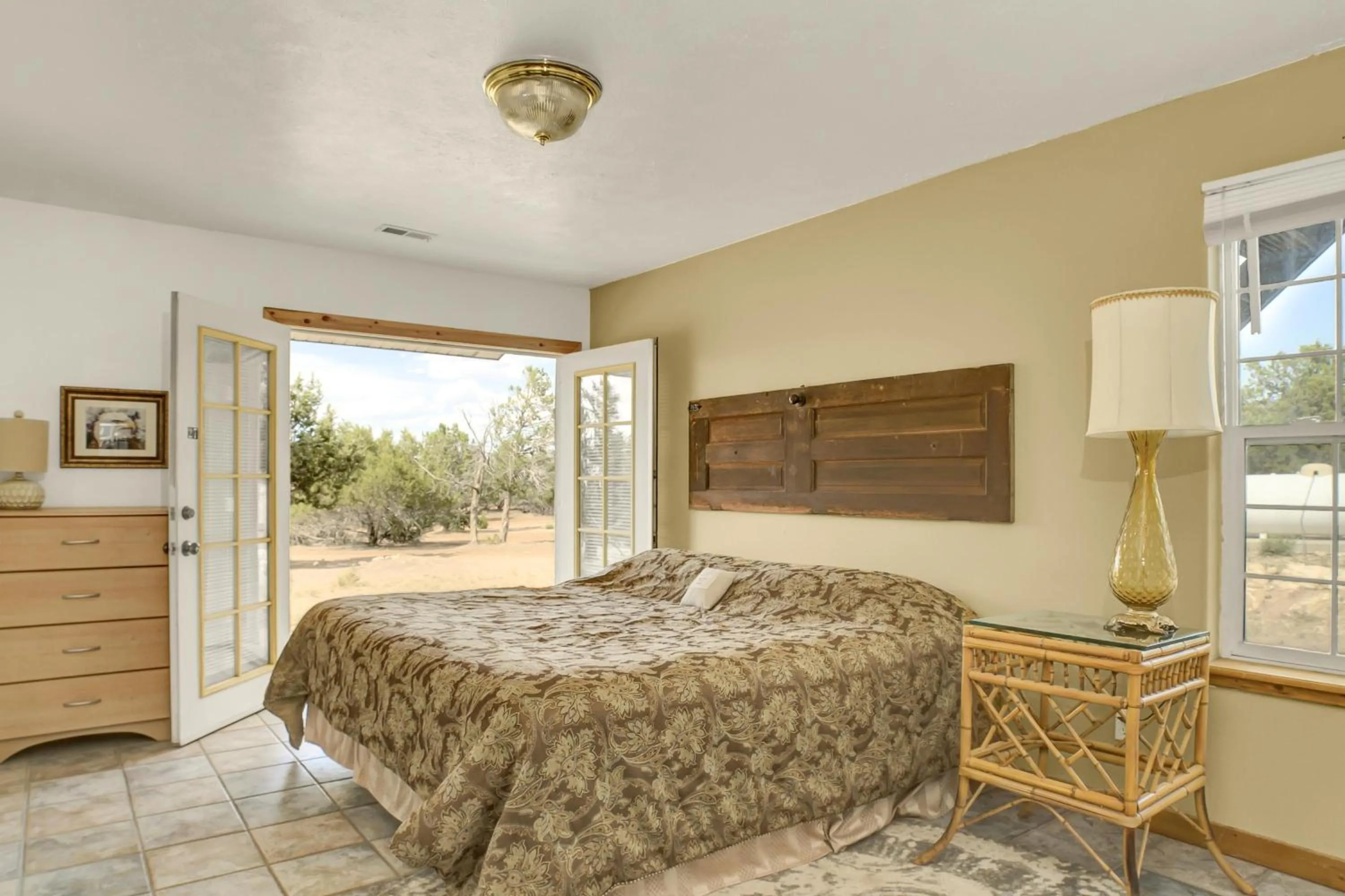 Bed in Ranchette Ponderosa - The Freemont #2 at Wind Walker Homestead