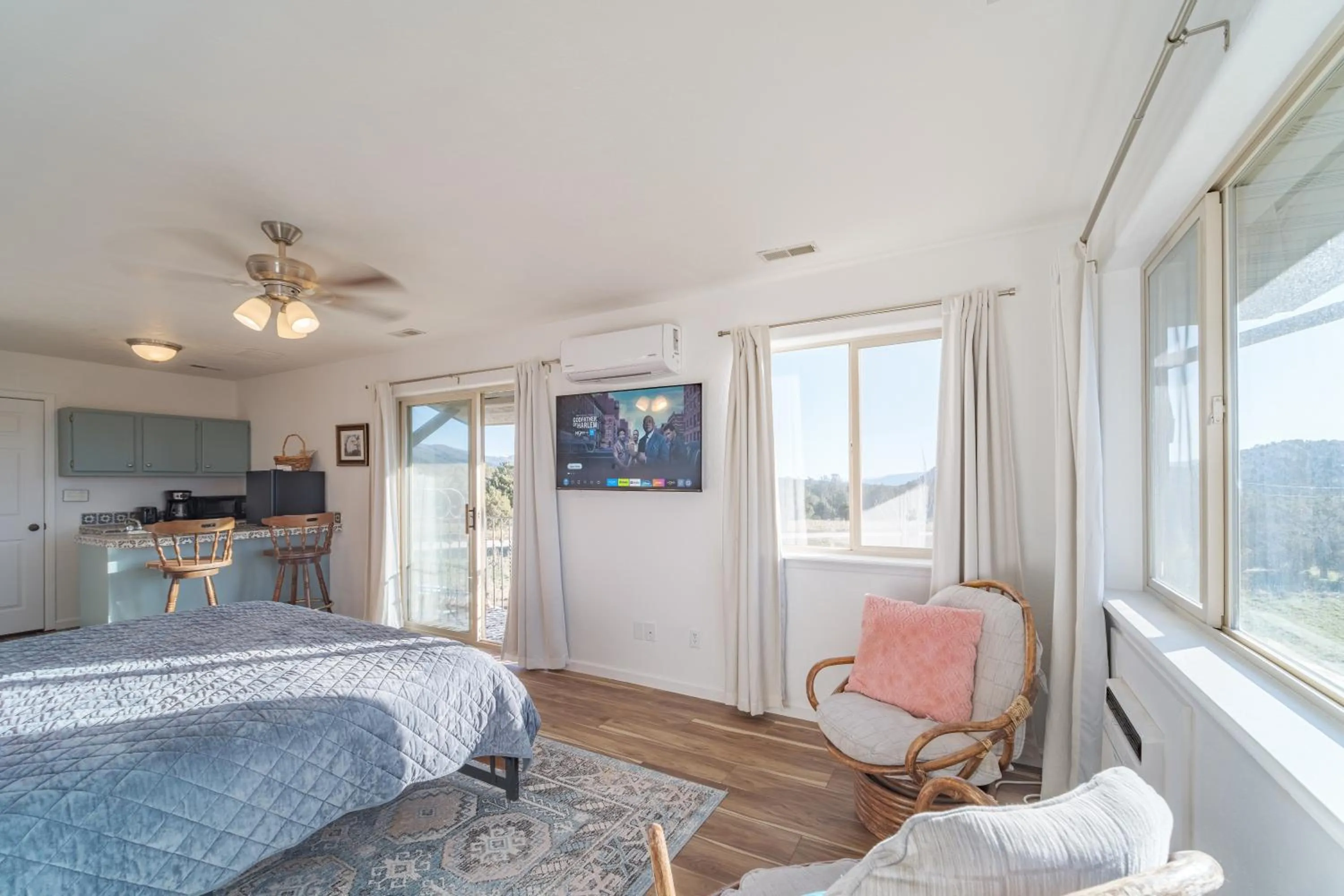 Bed in The Harmony Studio at Wind Walker Homestead