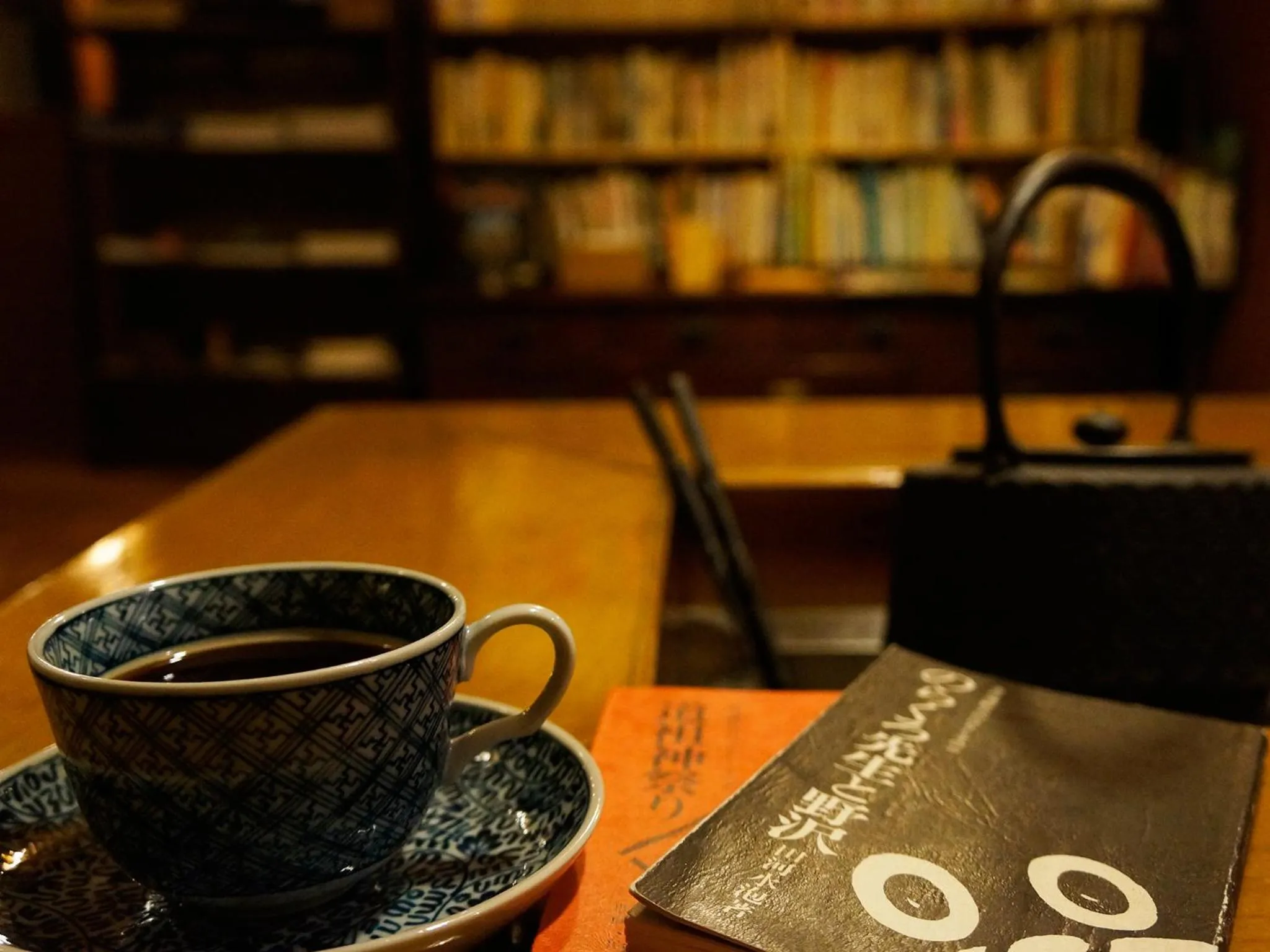 Library in Sumiyosiya Ryokan