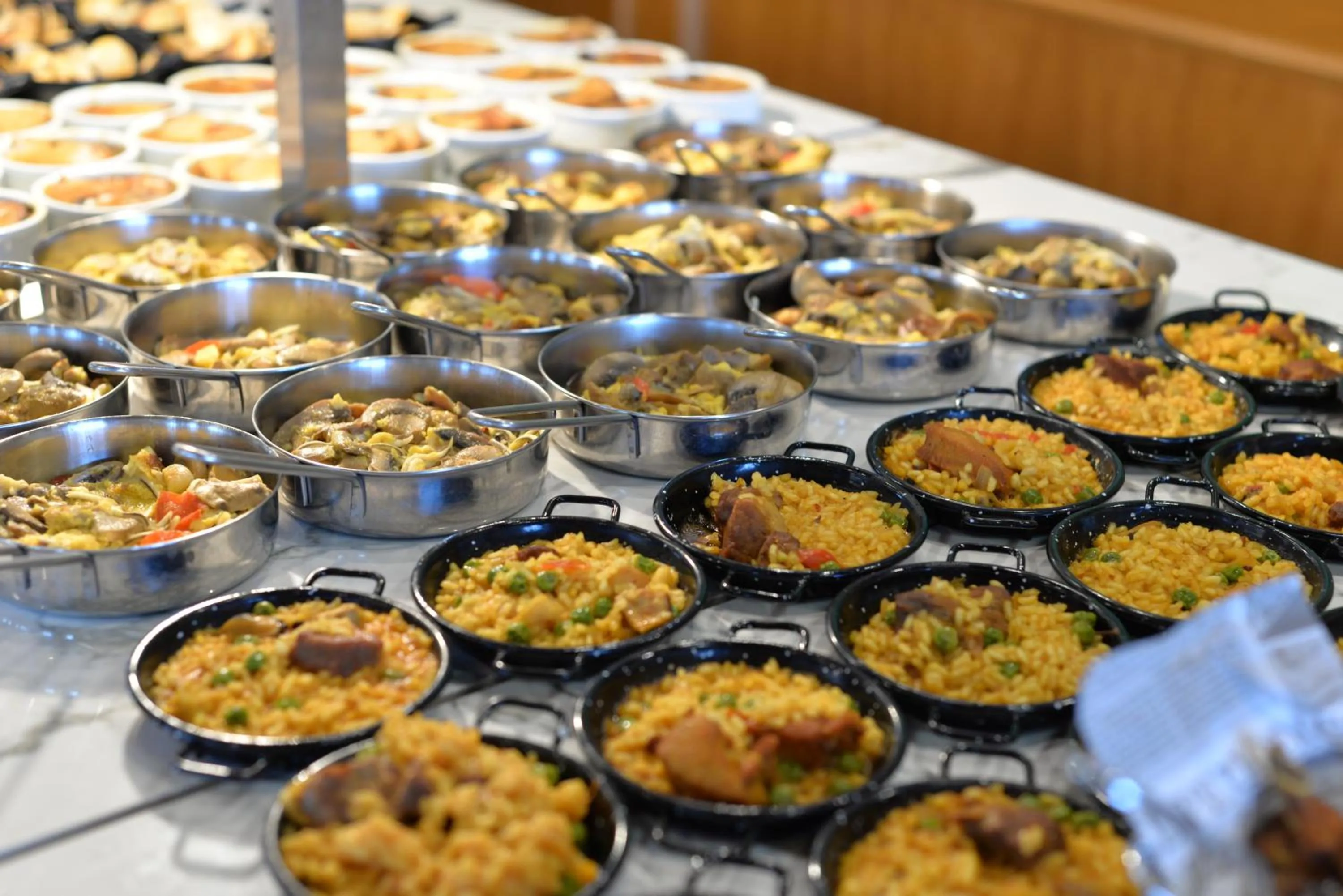 Dinner in Hotel Roger de Flor by Seleqtta