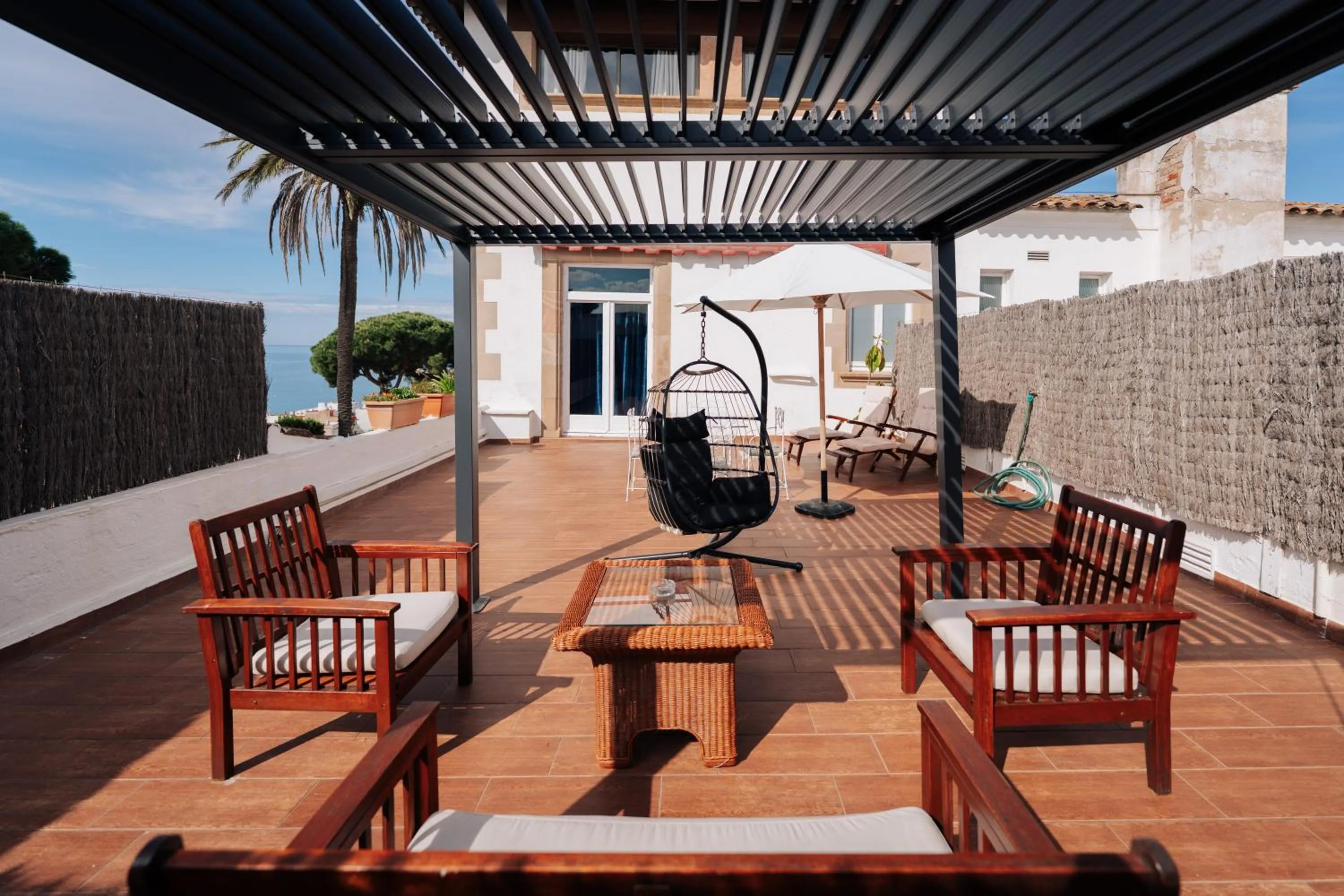 Balcony/Terrace in Hotel Roger de Flor by Seleqtta