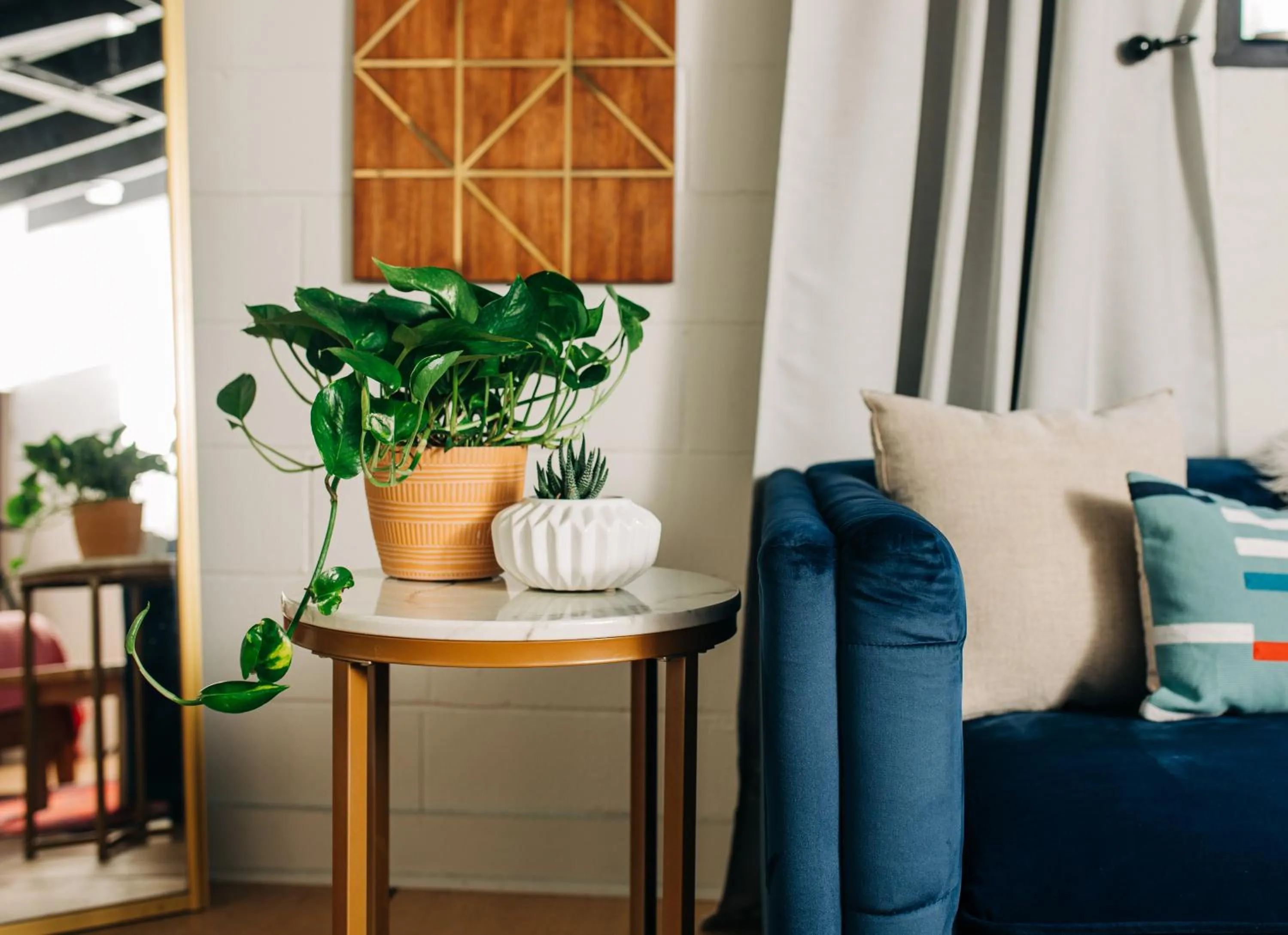 Seating area in Stellar Suites