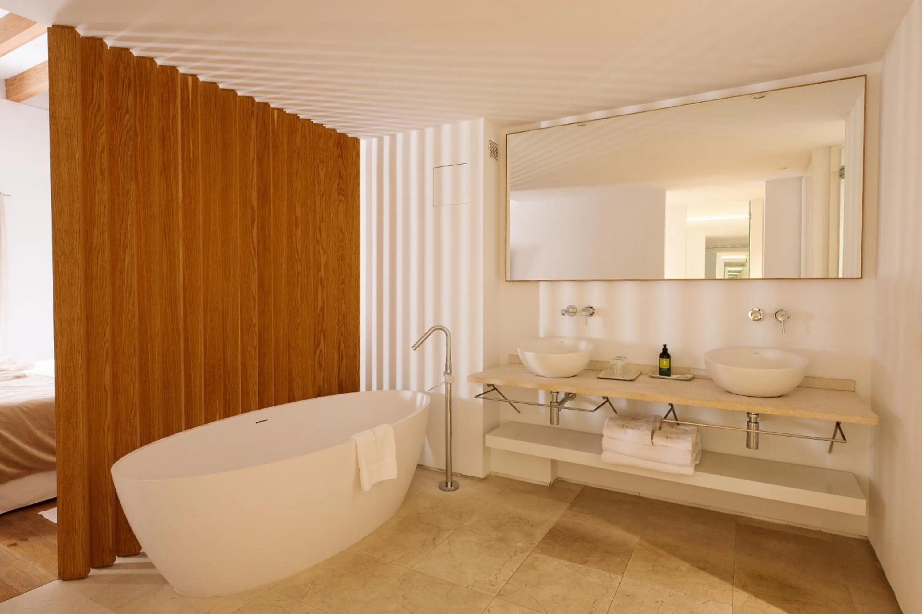 Bathroom in Convent de la Missio - Grand Luxury Boutique hotel, Adults Only