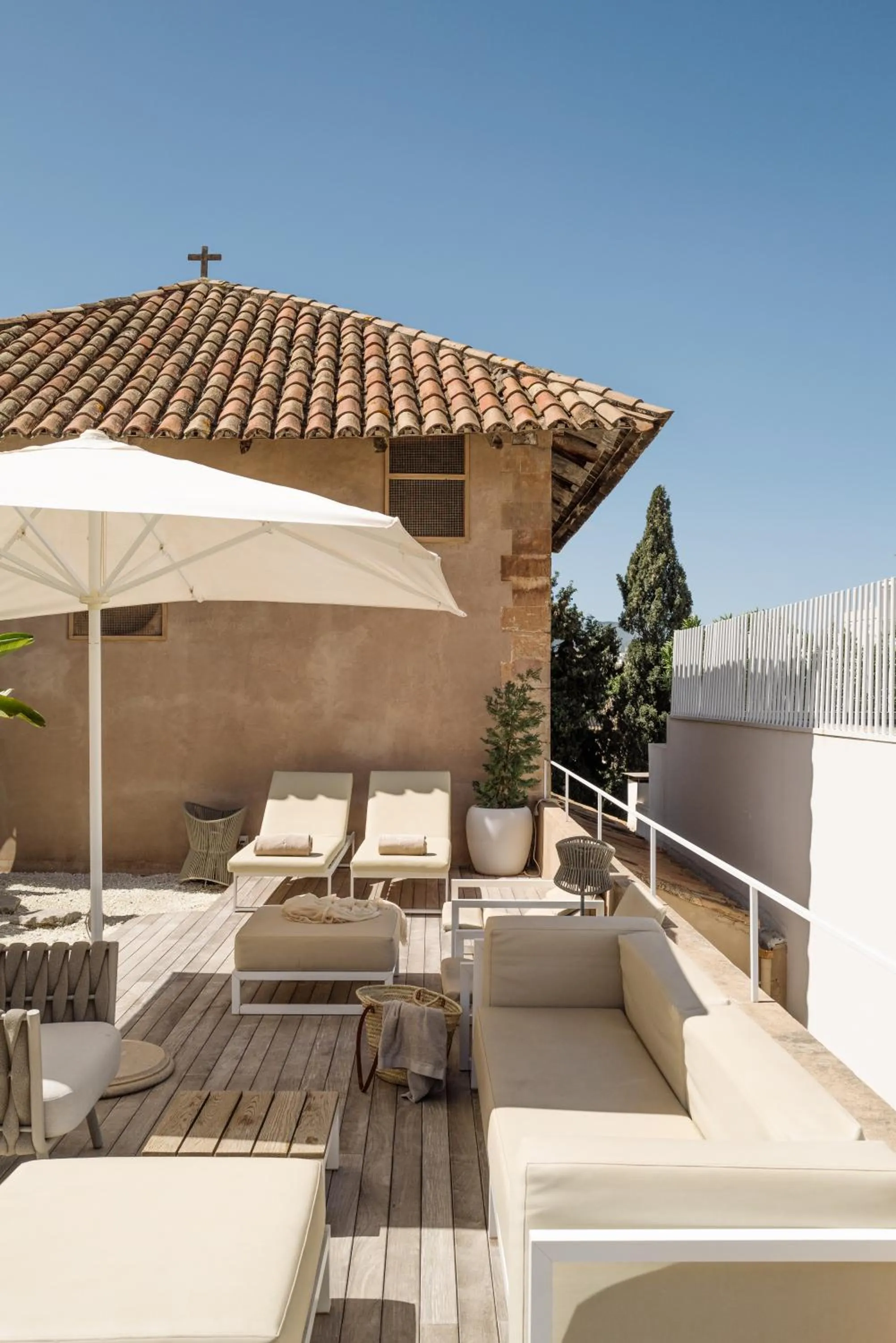 Swimming pool in Convent de la Missio - Grand Luxury Boutique hotel, Adults Only