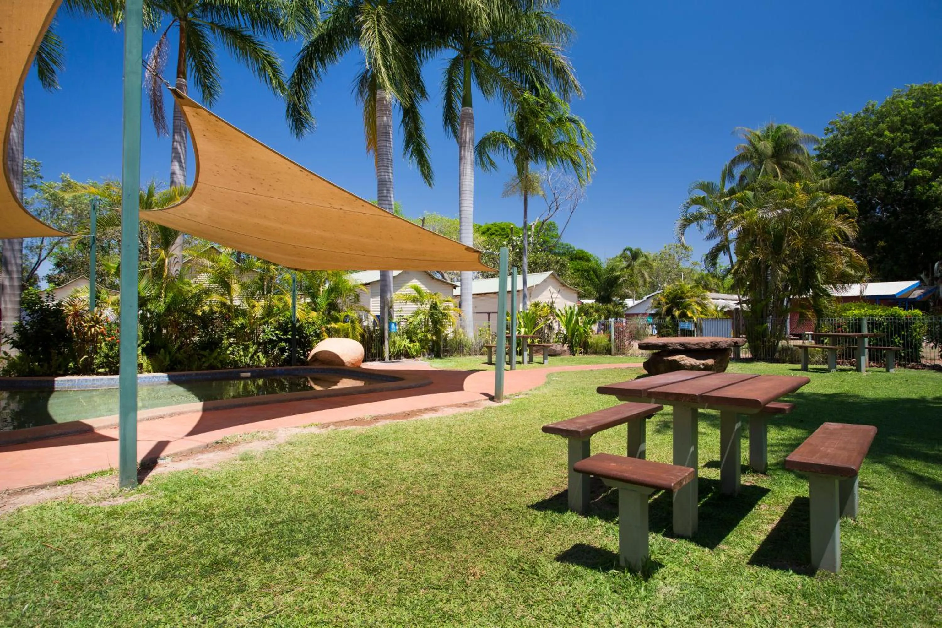Swimming pool in Discovery Parks - Lake Kununurra