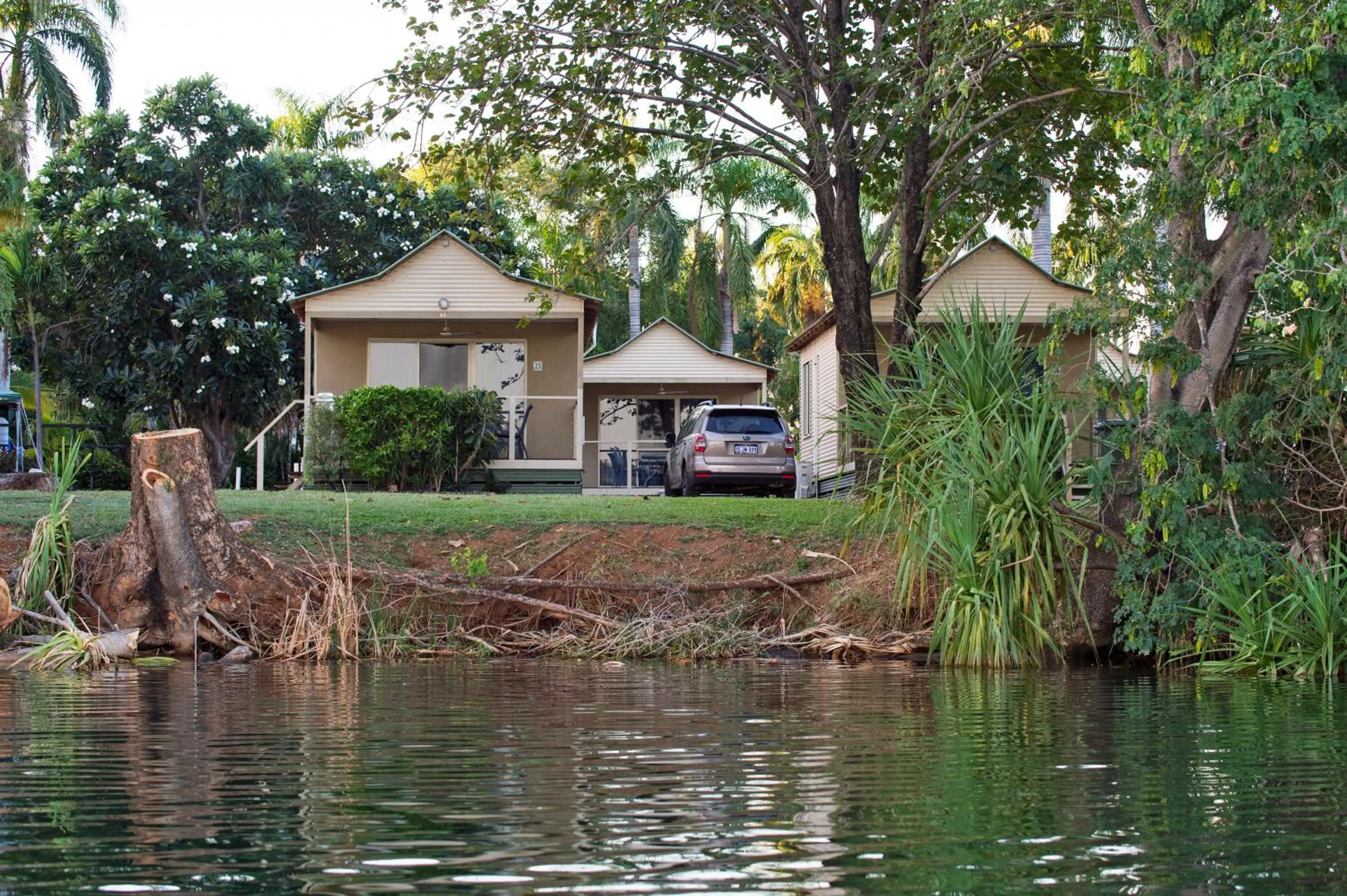 River view in Discovery Parks - Lake Kununurra