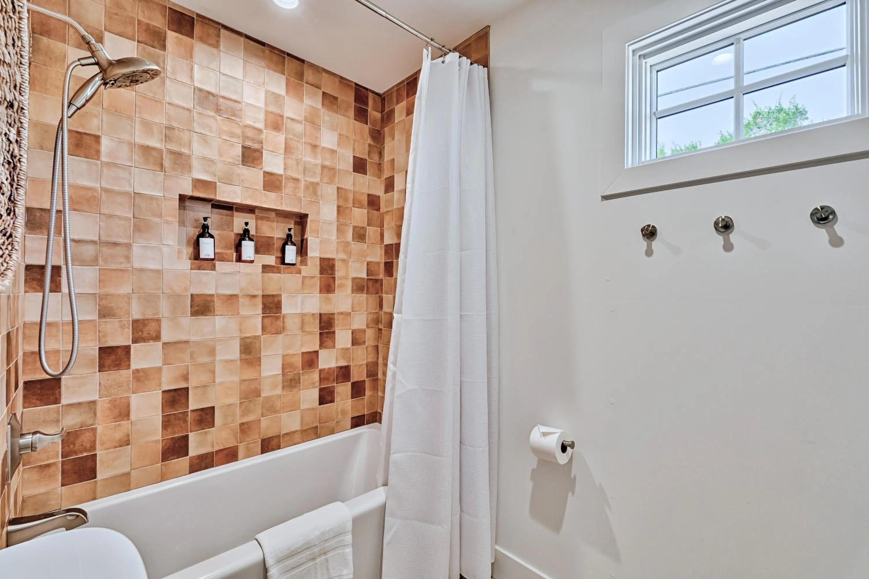 Shower in Inn History Grand Canyon Cabin