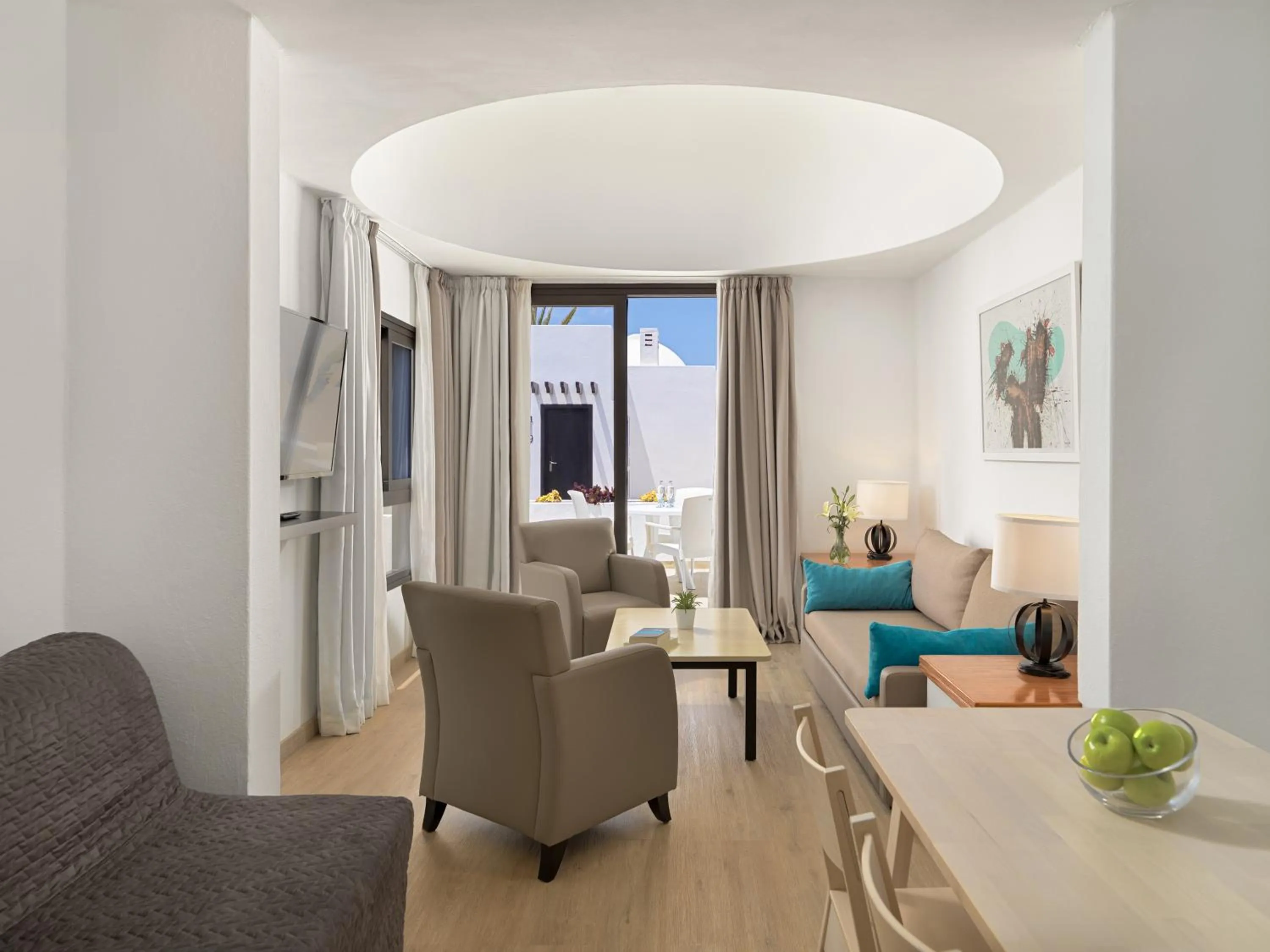 Living room in H10 Suites Lanzarote Gardens