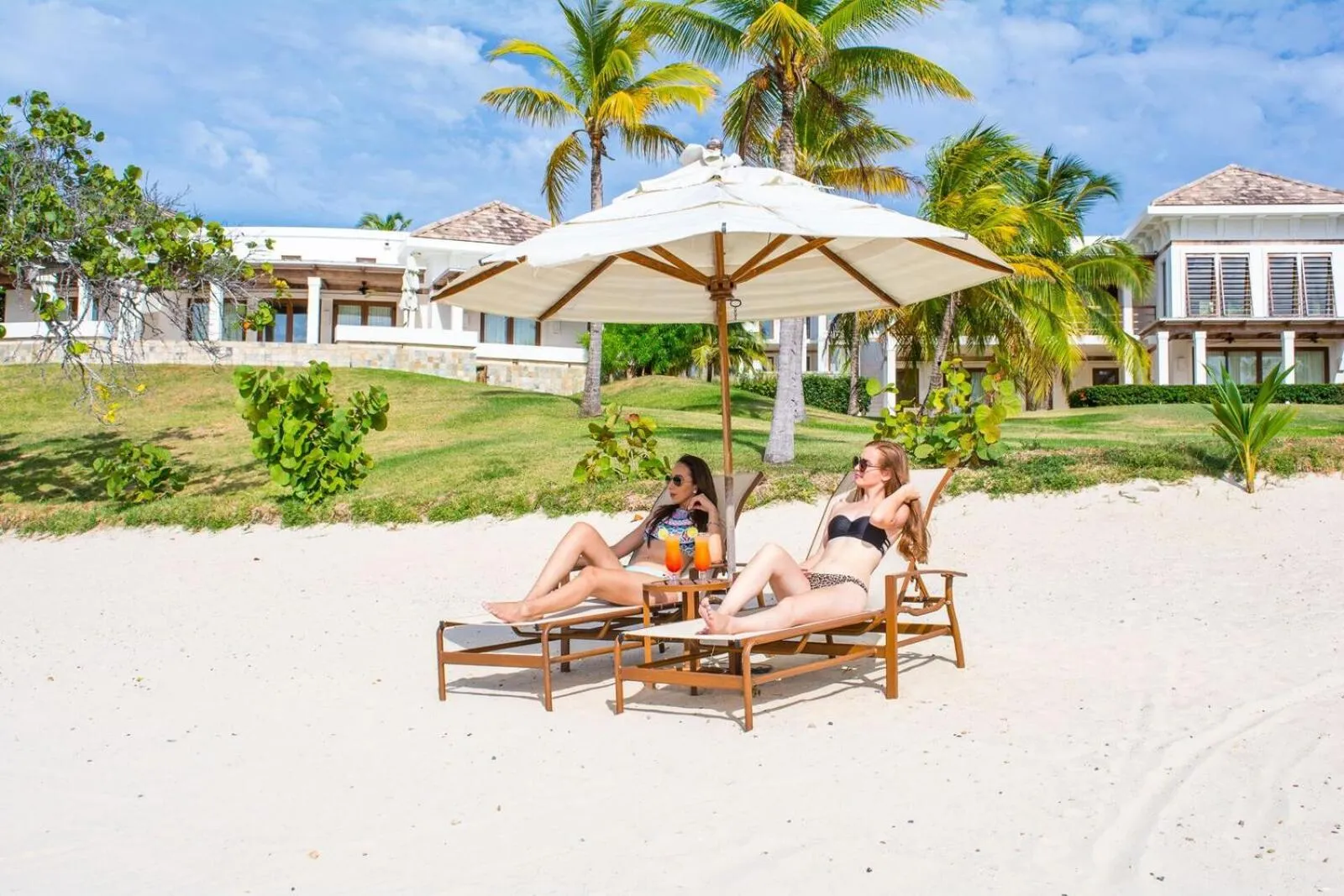 Beach in Las Verandas Hotel & Villas