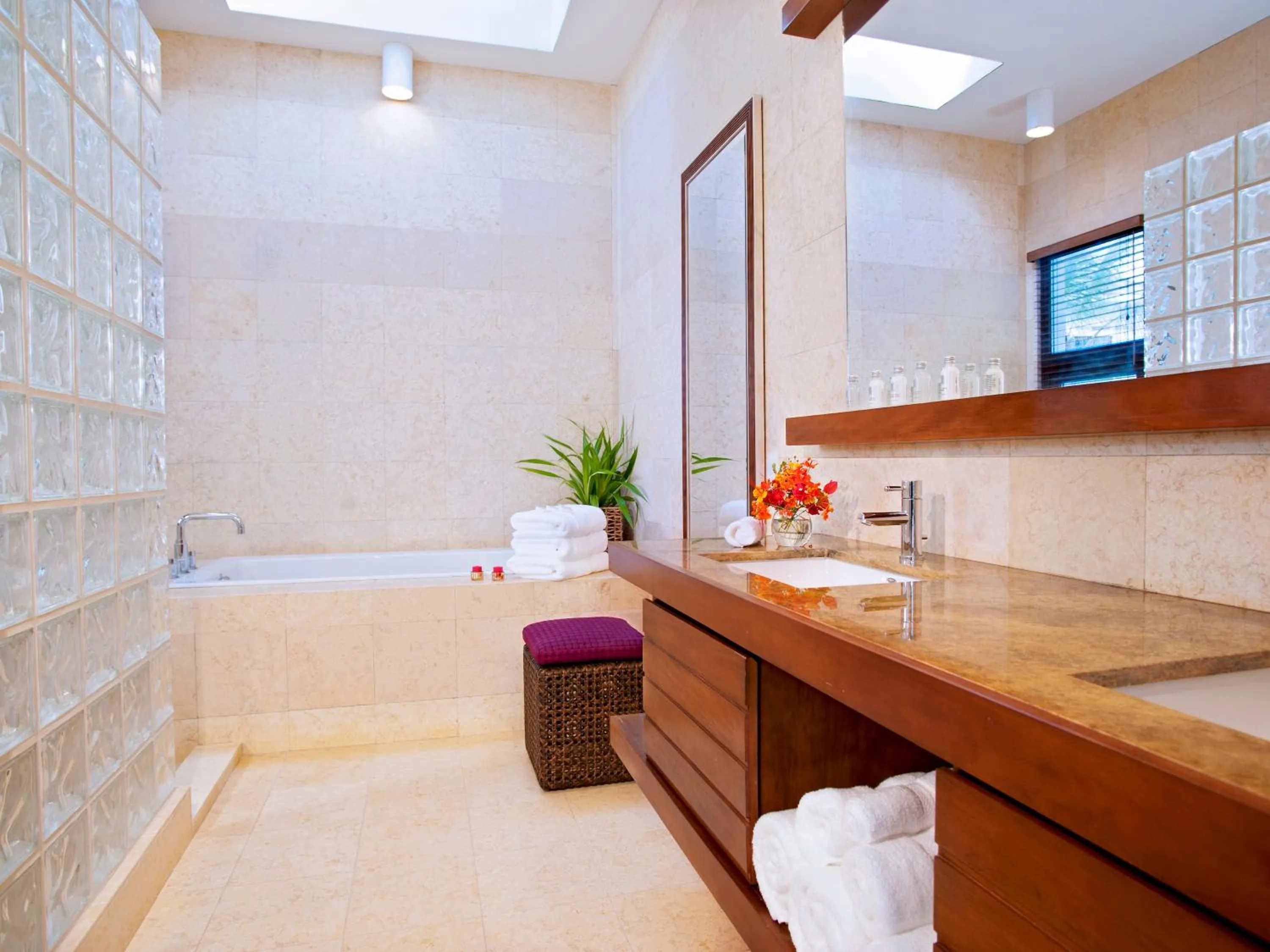 Bathroom in Las Verandas Hotel & Villas