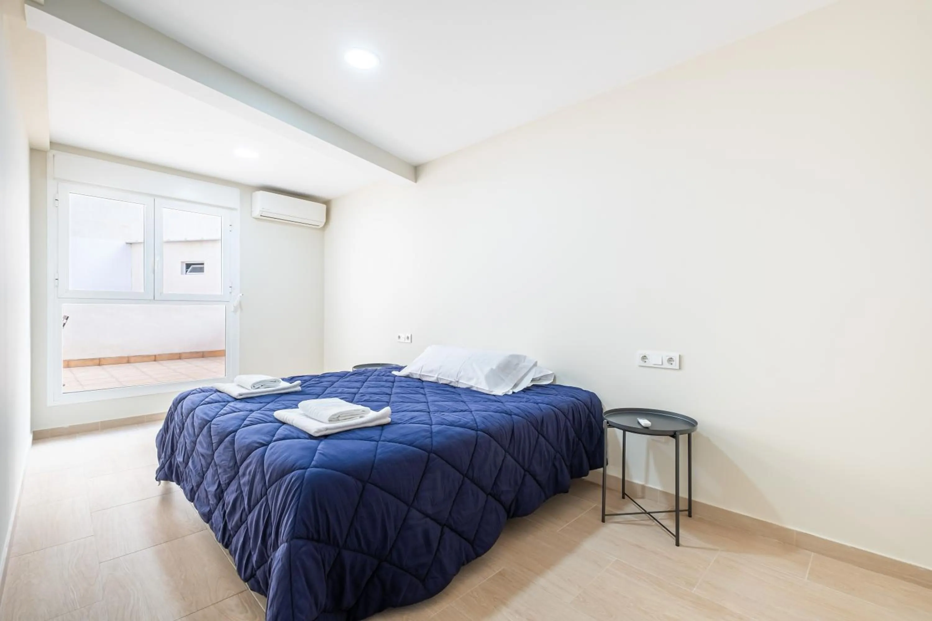 Bed in Apartamentos La Rosita Old Town