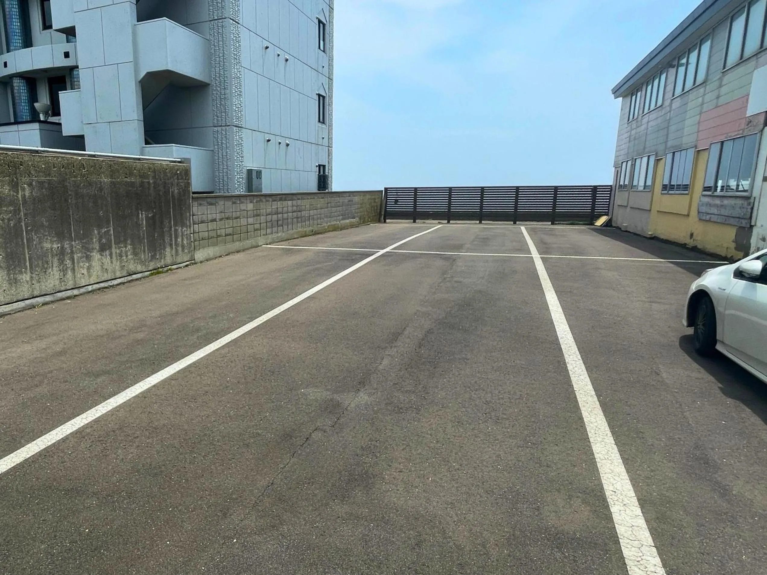 Parking in Seaside Hotel Kamome