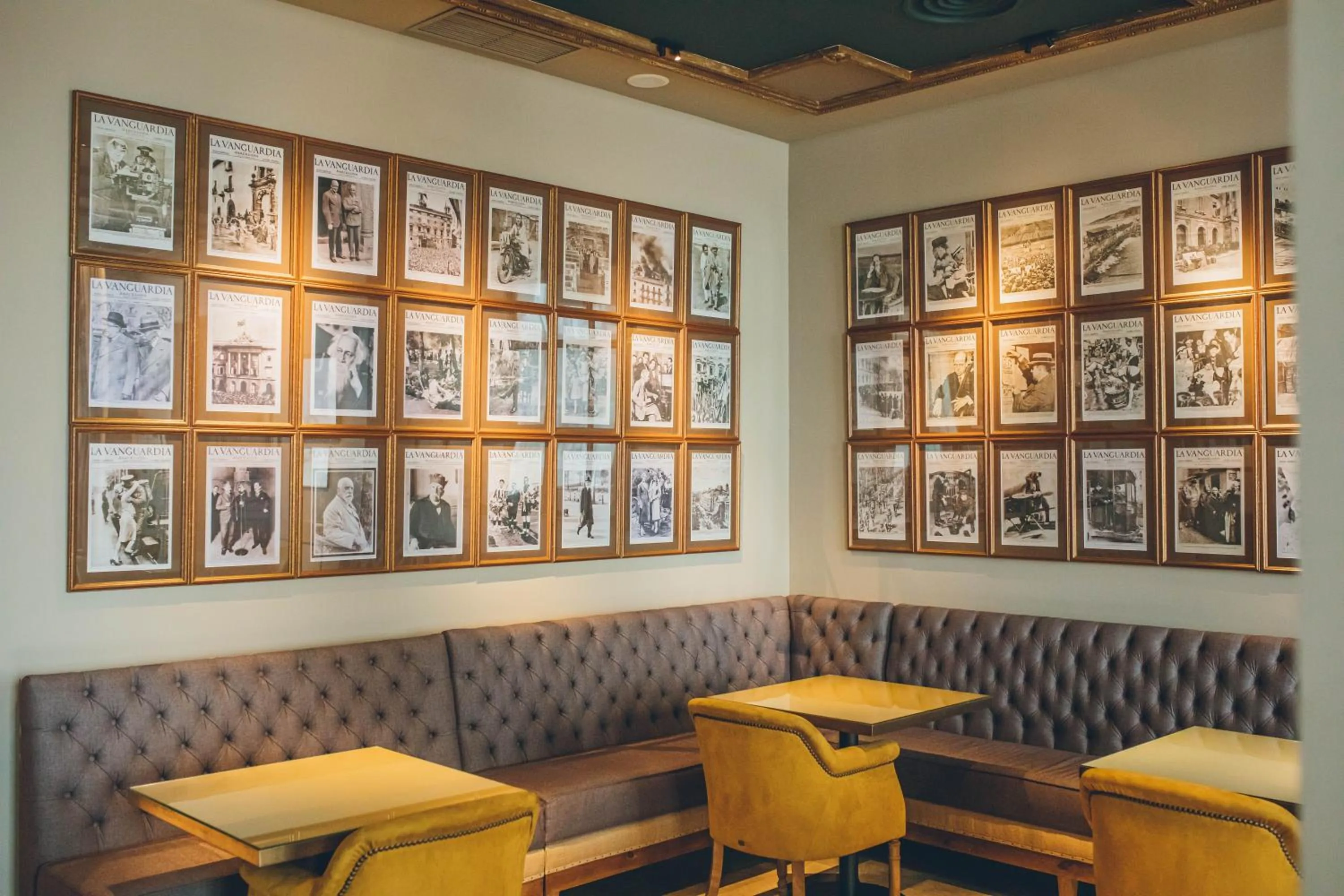 Restaurant/places to eat in Duquesa de Cardona Hotel 4 Sup by Grup Duquessa