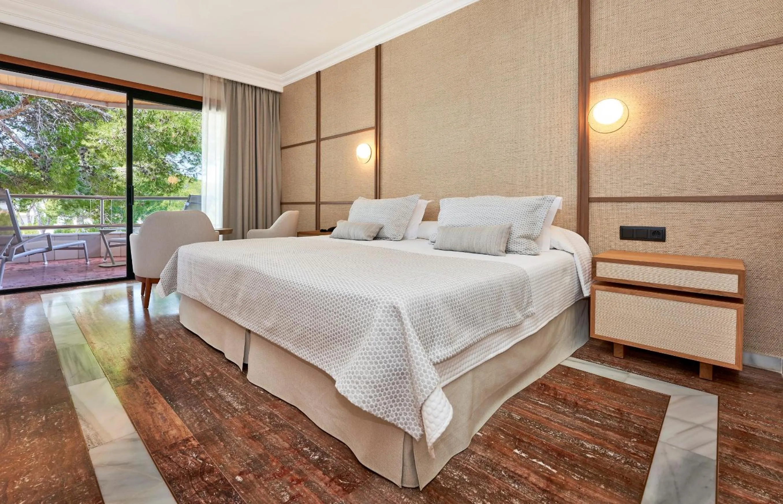 City view, Bed in Hotel Serrano Palace