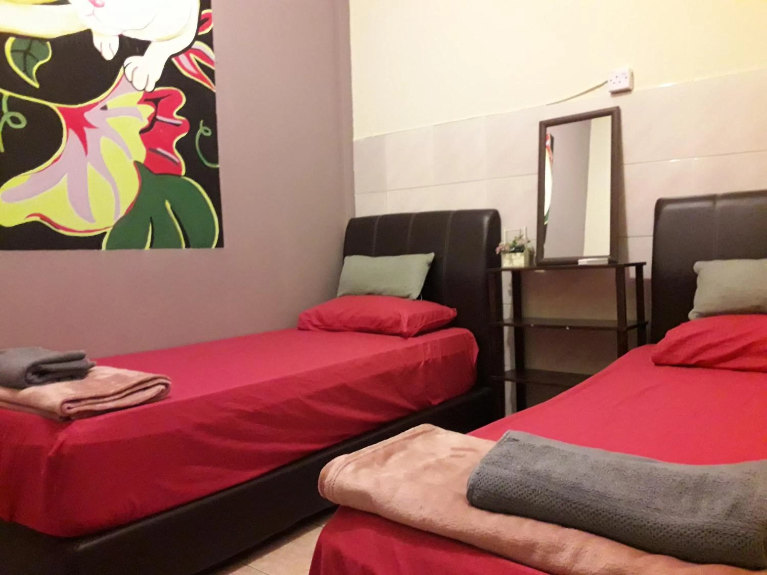 Standard Twin Room in QuiikCat