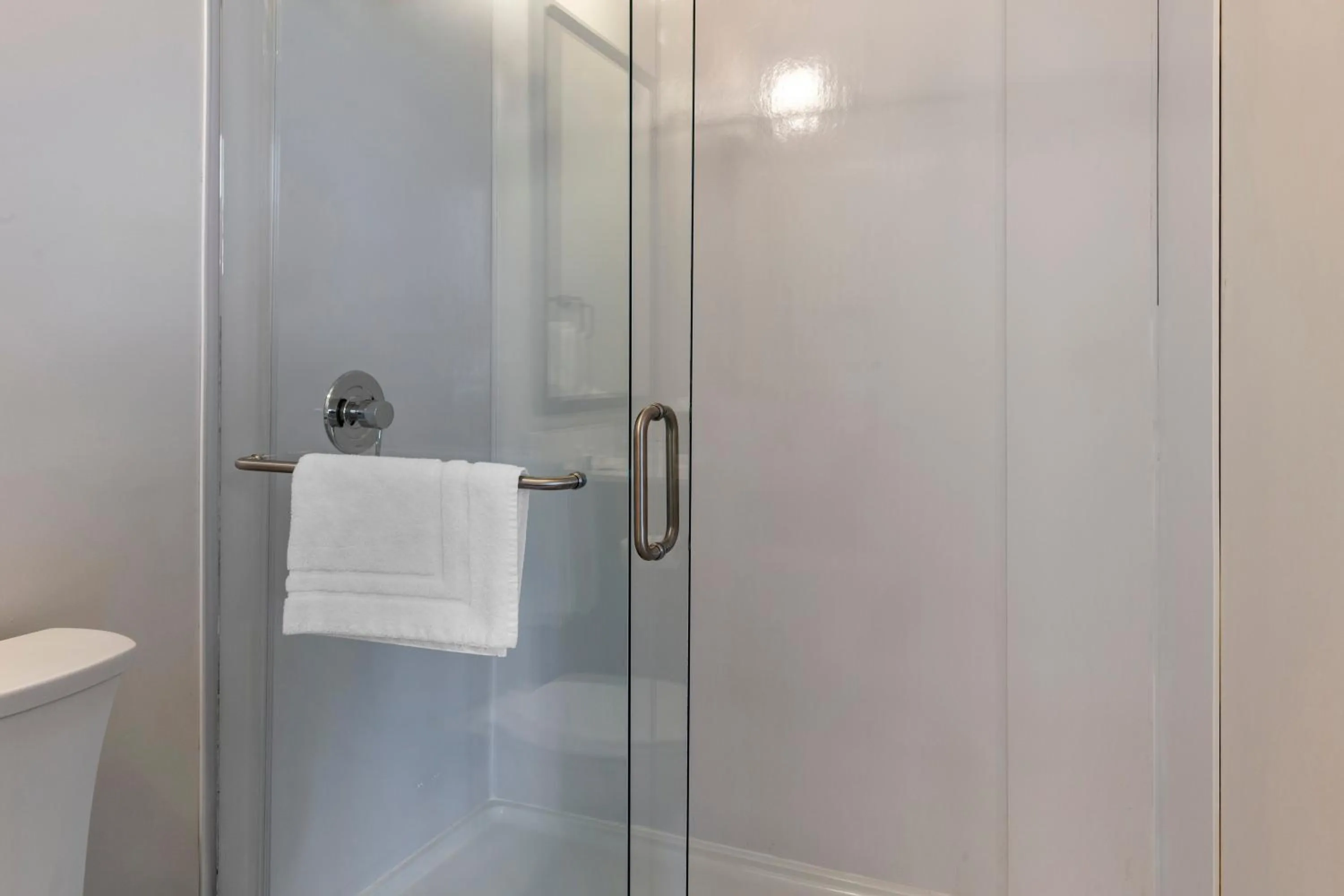 Shower in Inn at Blackstone