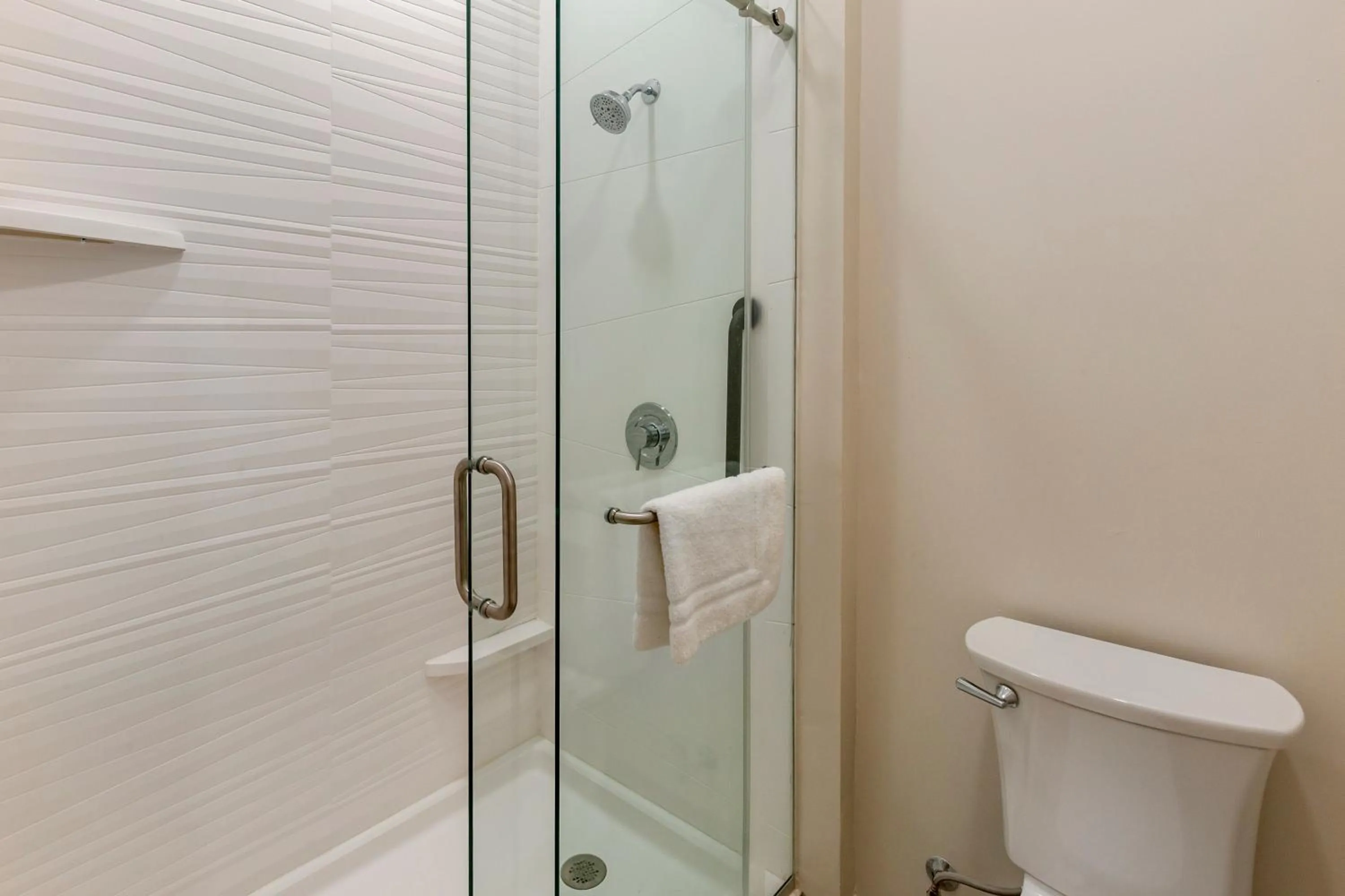 Shower in Inn at Blackstone