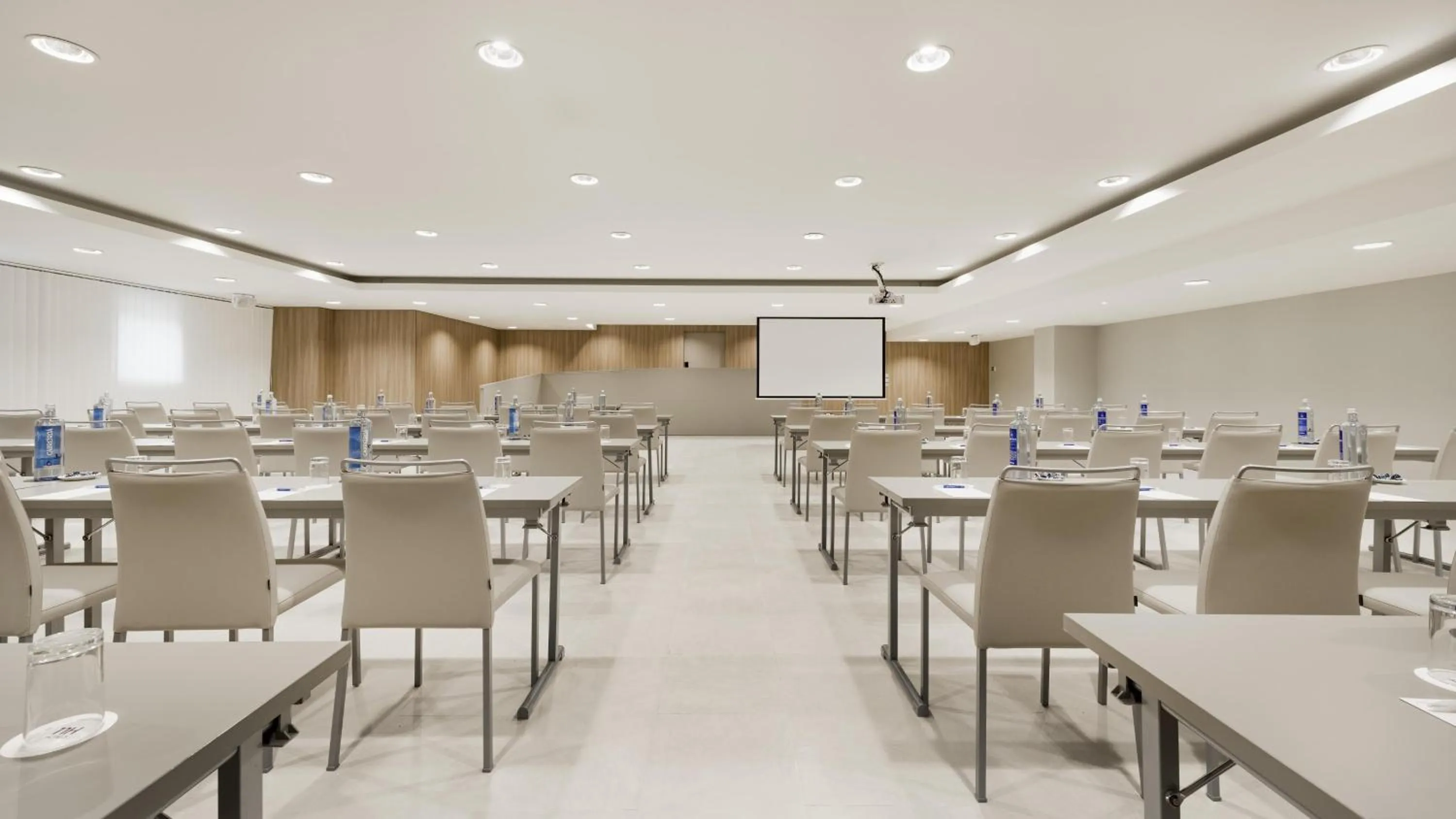 Meeting/conference room in NH Málaga