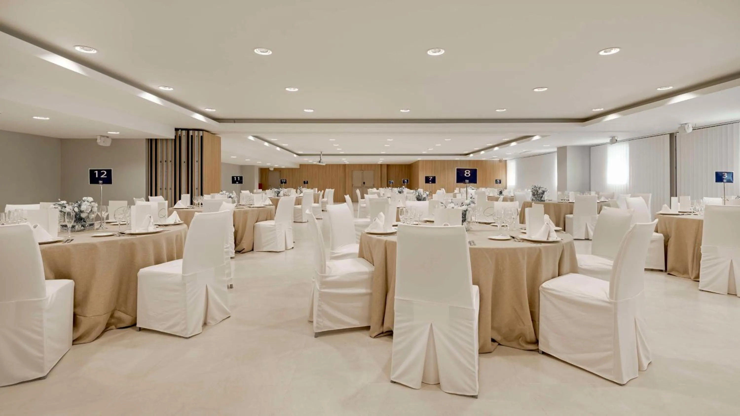 Meeting/conference room in NH Málaga