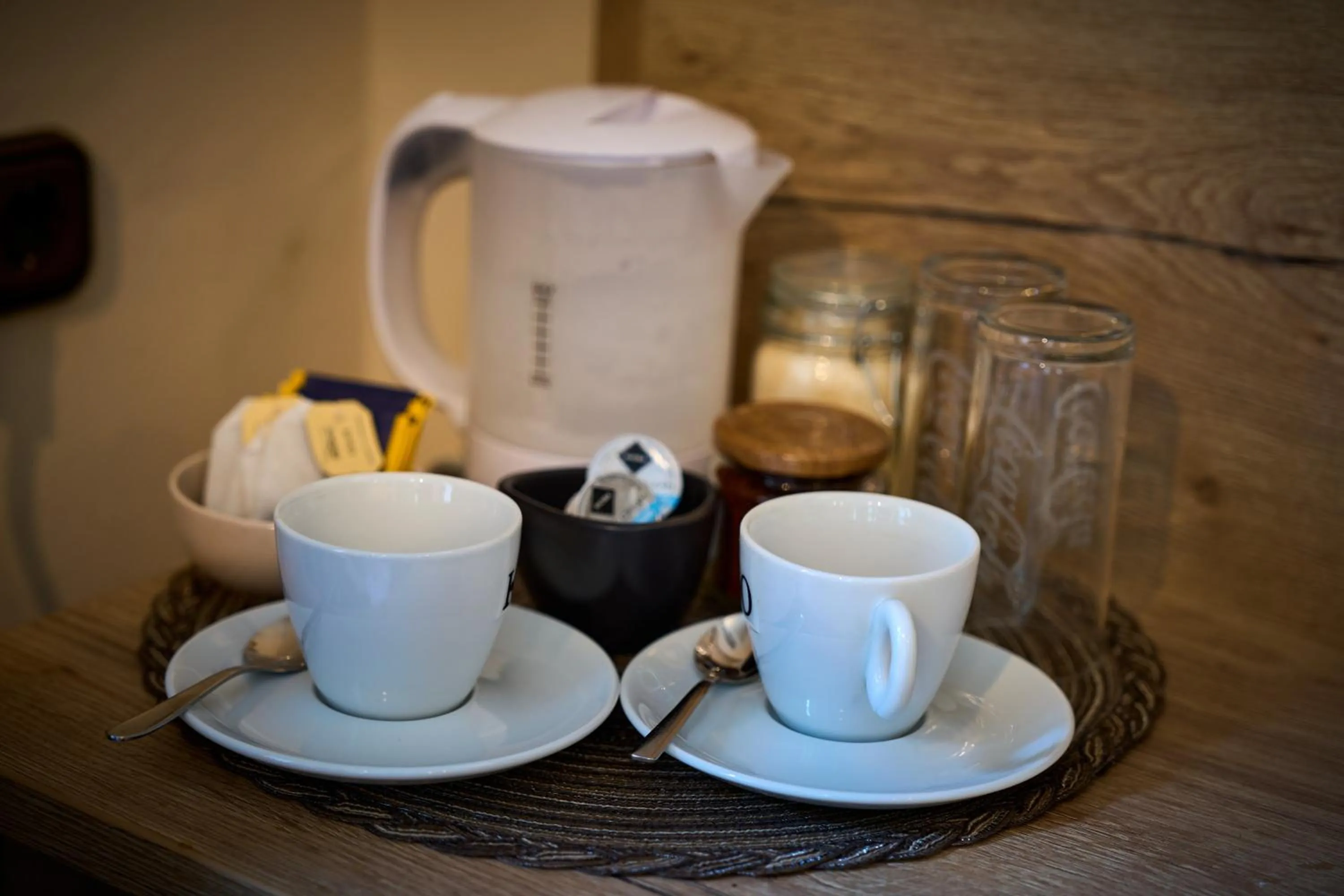 Coffee/tea facilities in Gästehaus Forellenhof