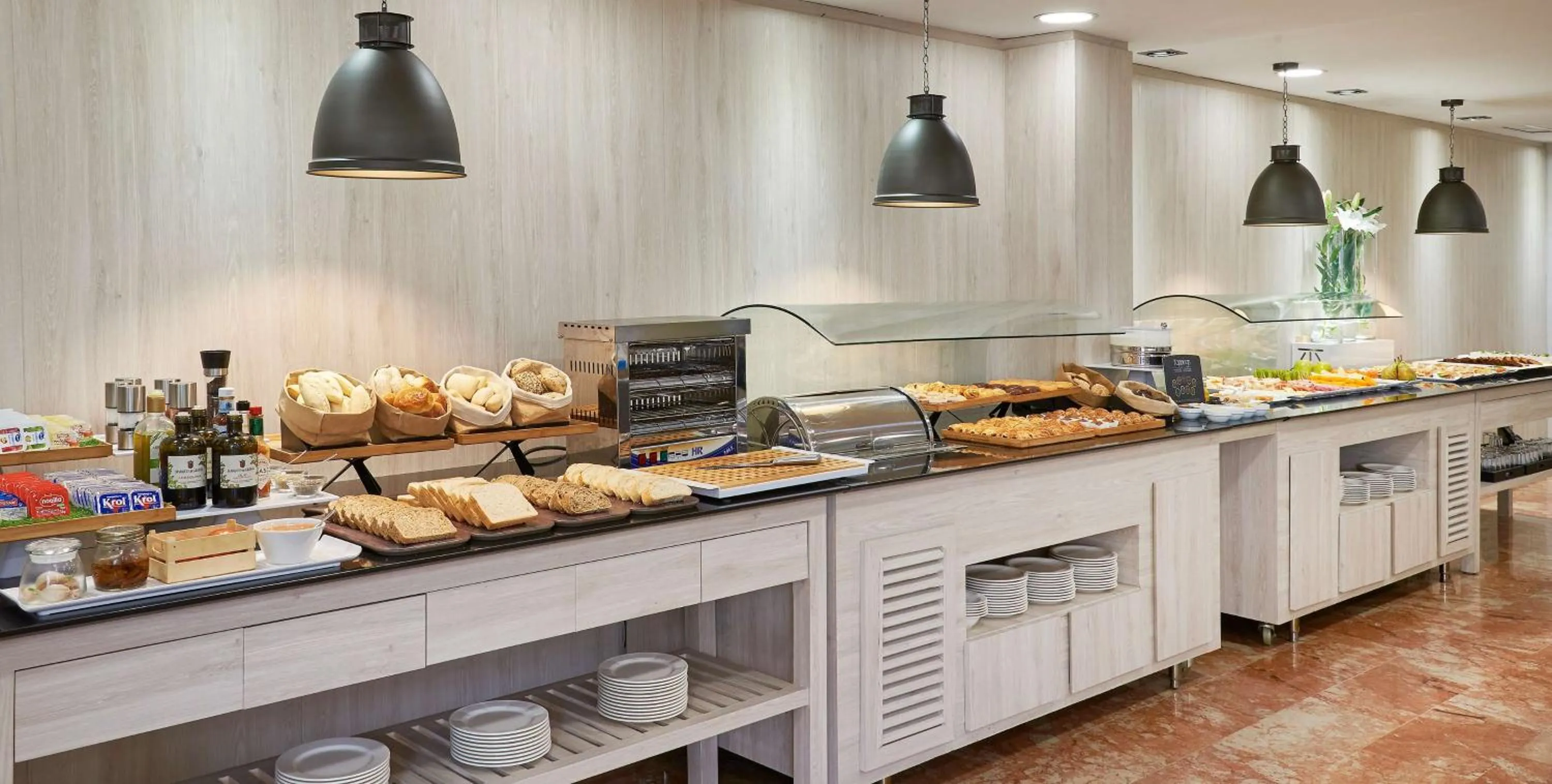 Breakfast in NH Córdoba Califa