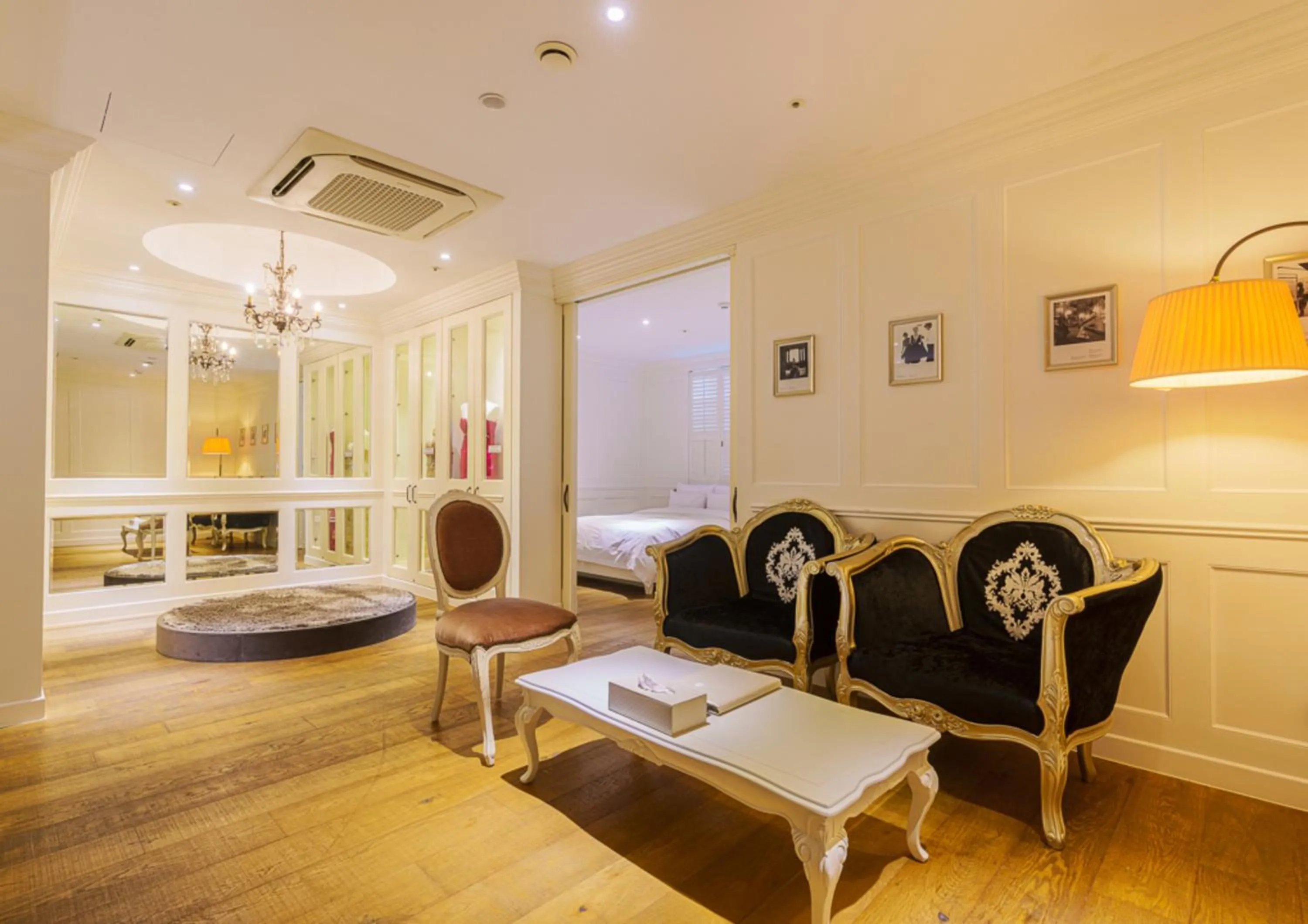 Living room, Bed in Hotel The Designers Incheon