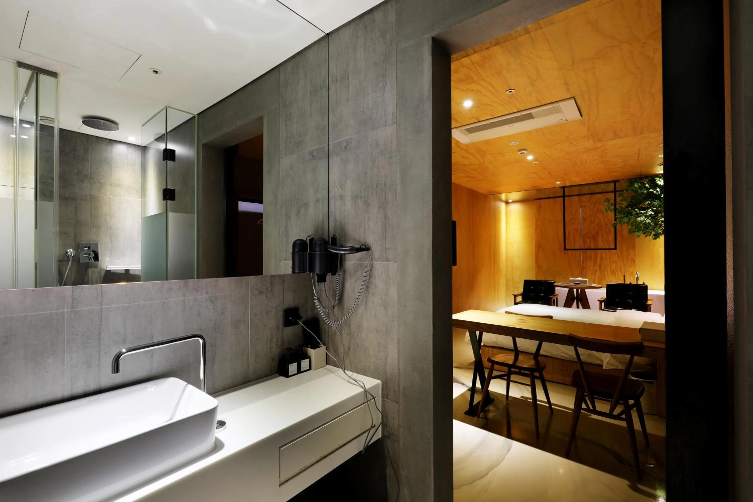 Shower in Hotel The Designers Incheon