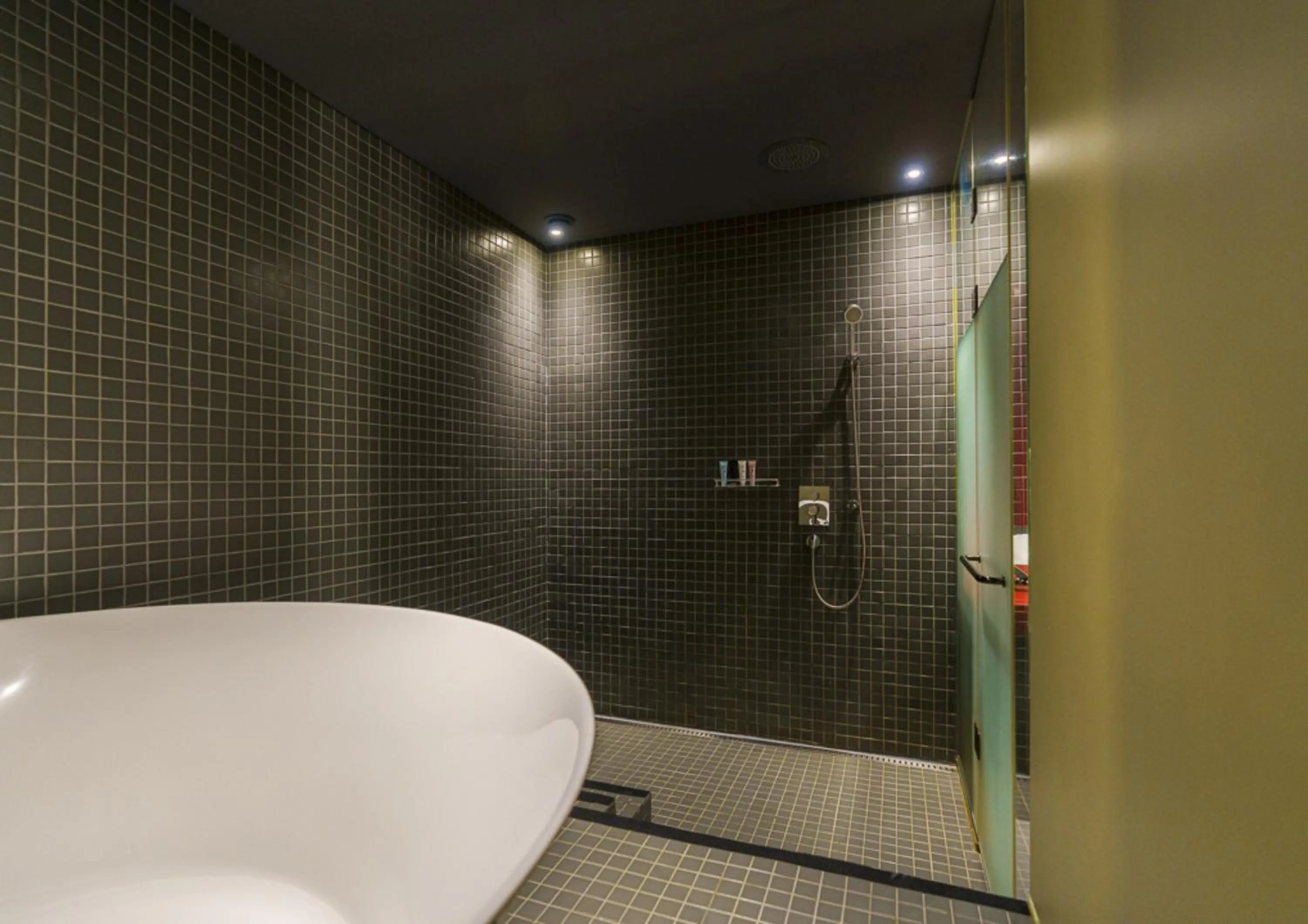 Shower in Hotel The Designers Incheon