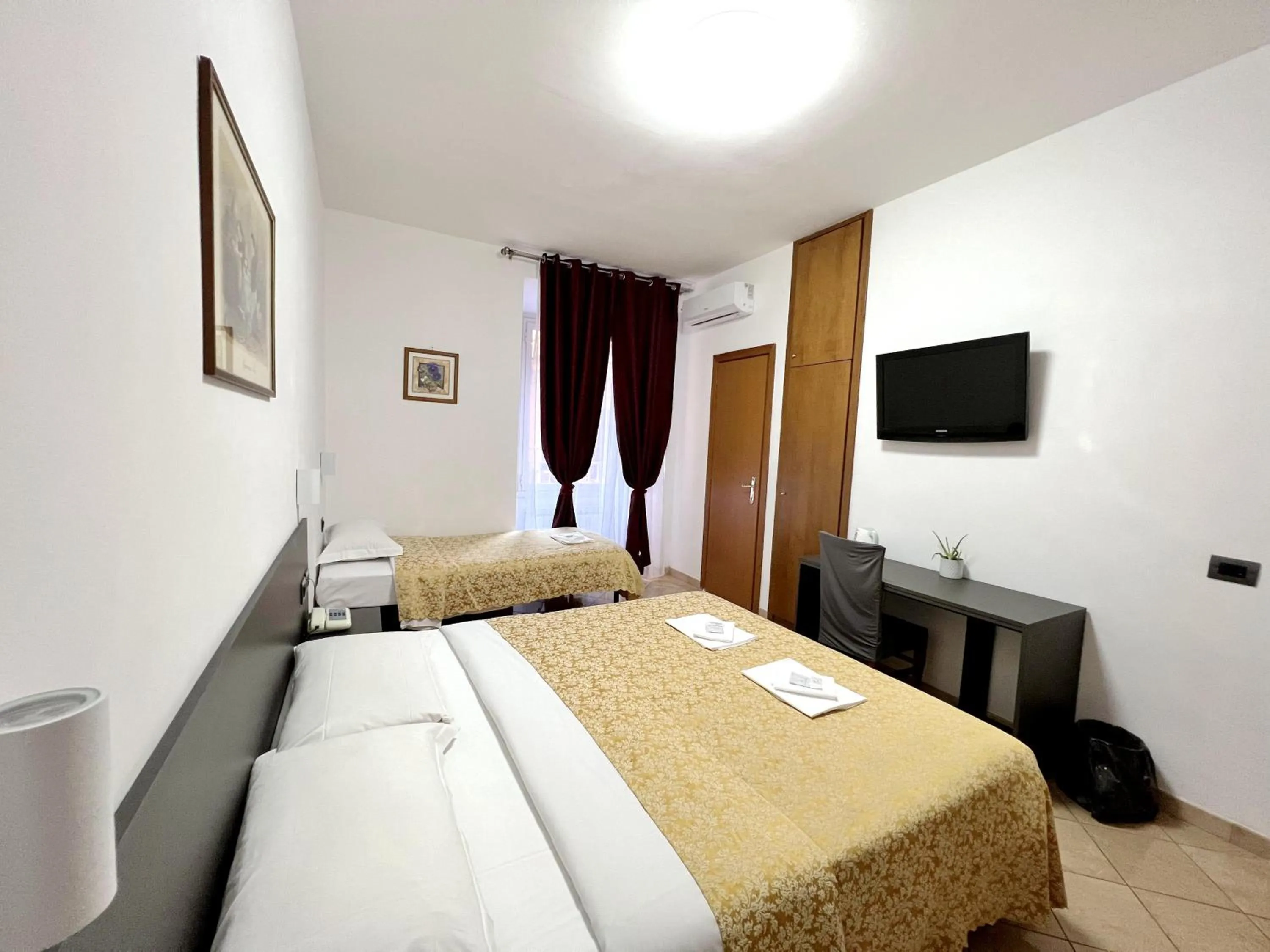 Bed in Hotel domus termini